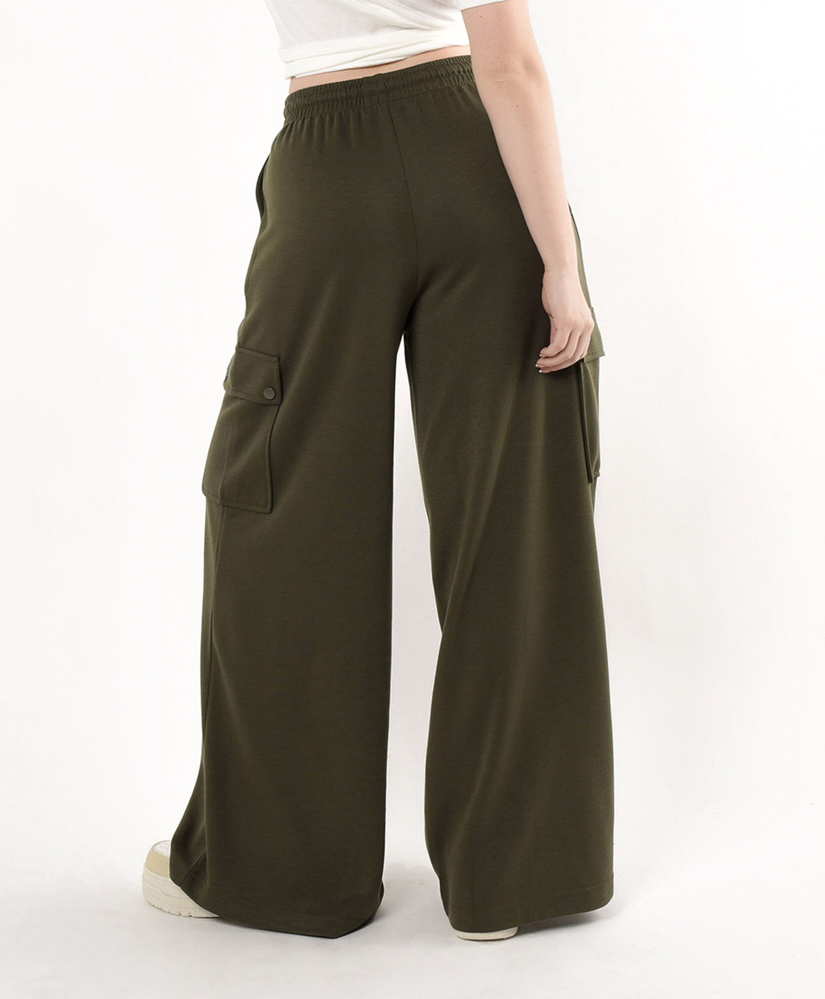 Pantalón mujer cargo wide verde Pantalón mujer cargo wide verde