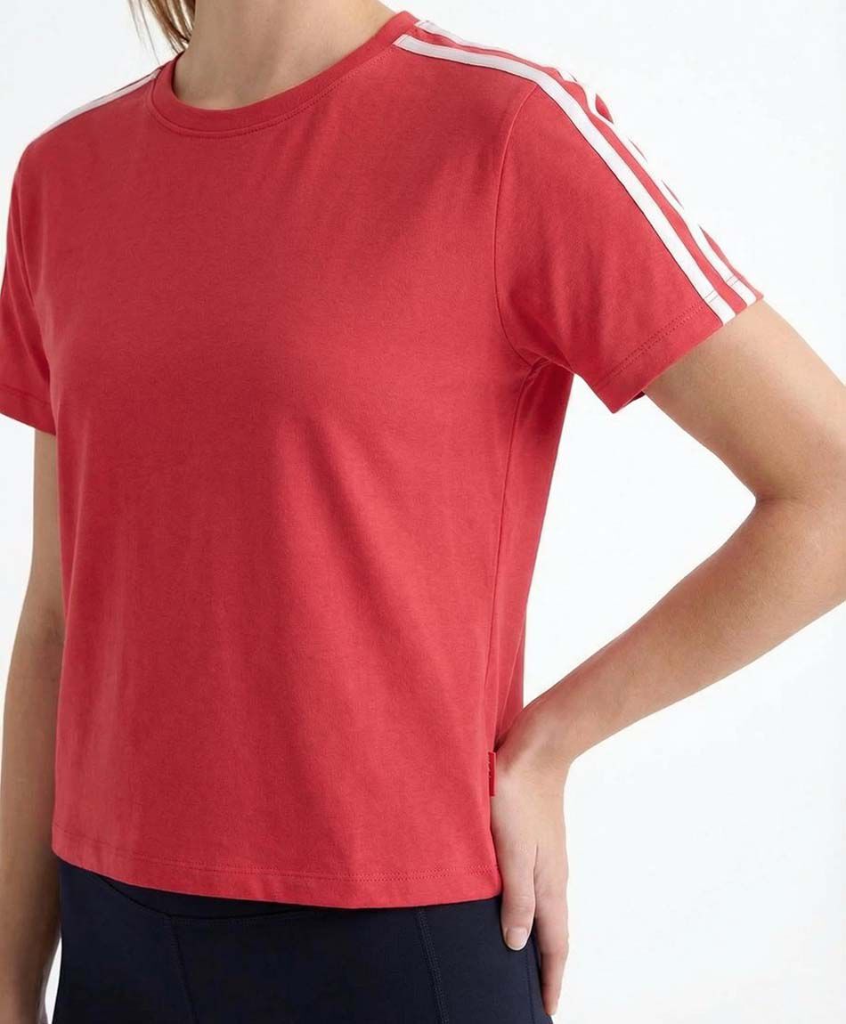 Polera deportiva mujer basica roja