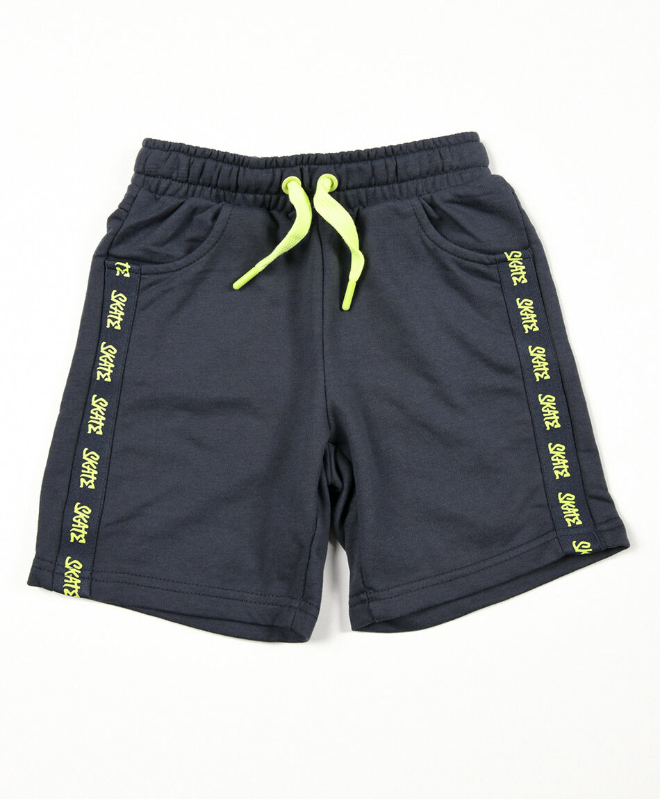 Short niño skate