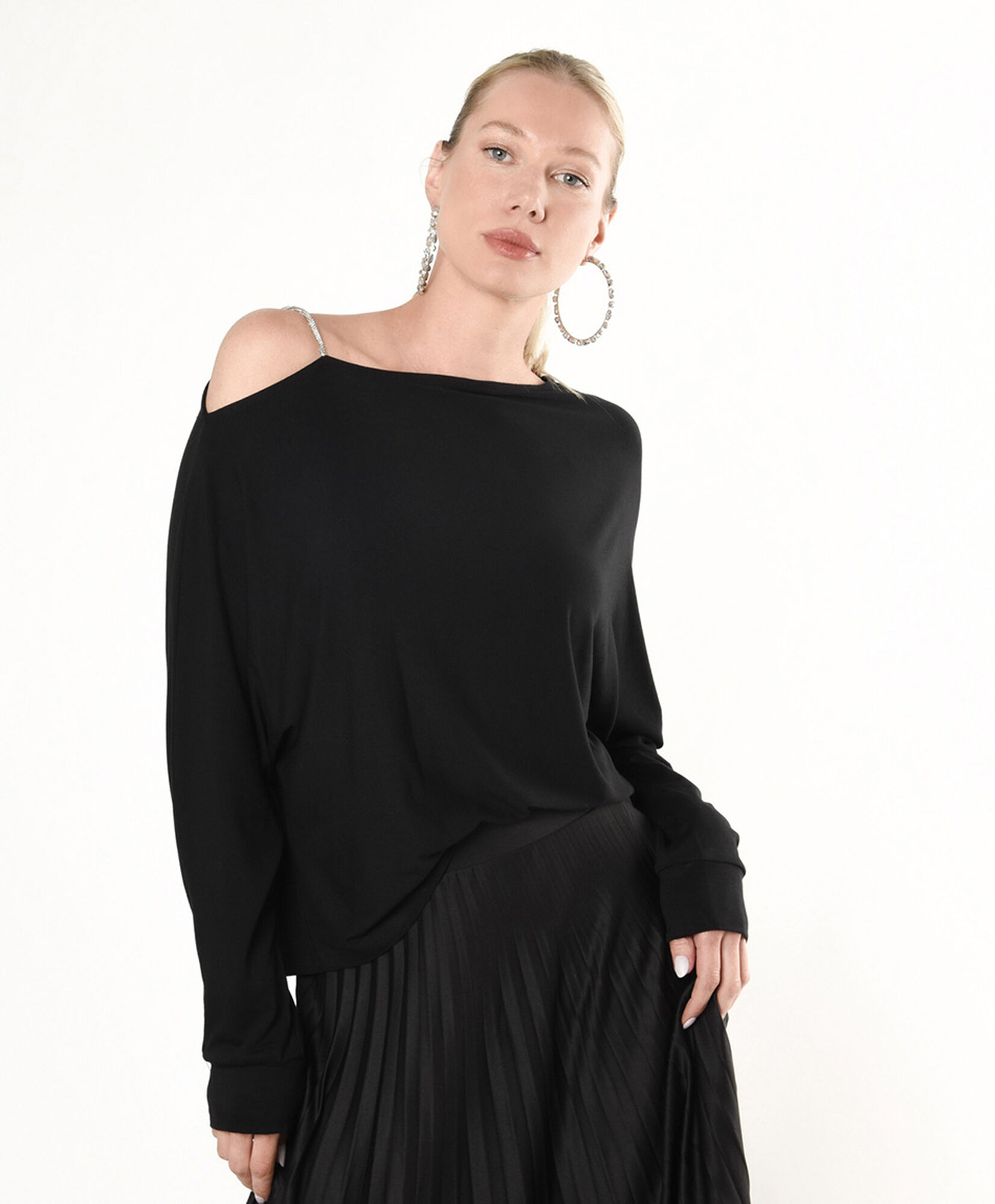 Polera mujer tirante brillante Polera mujer tirante brillante