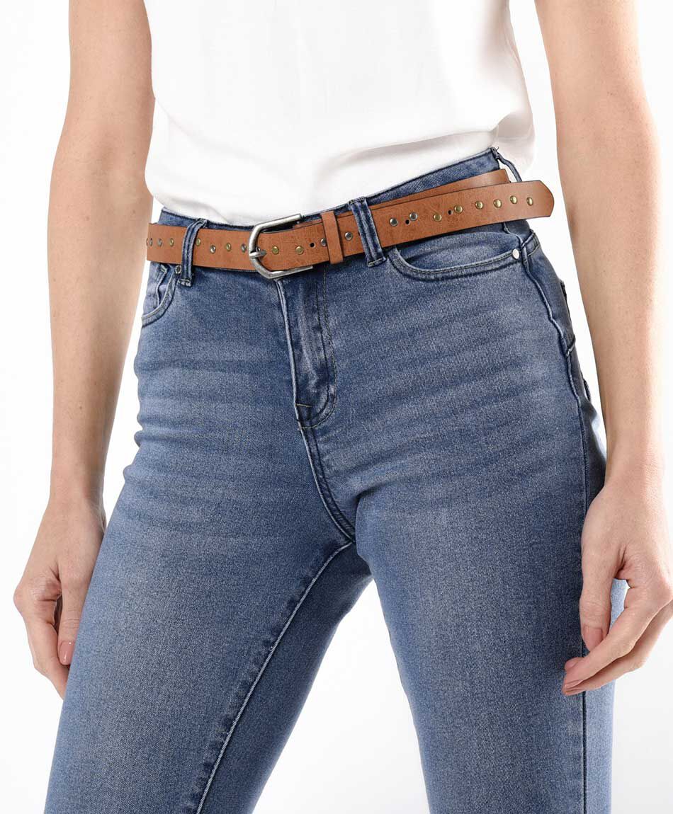 Cinturón mujer tachitas