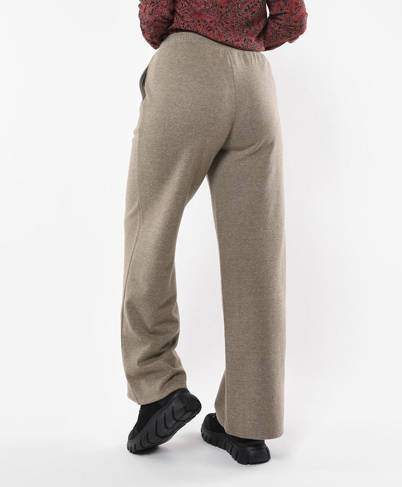 Pantalón mujer pierna ancha tiro alto Pantalón mujer pierna ancha tiro alto