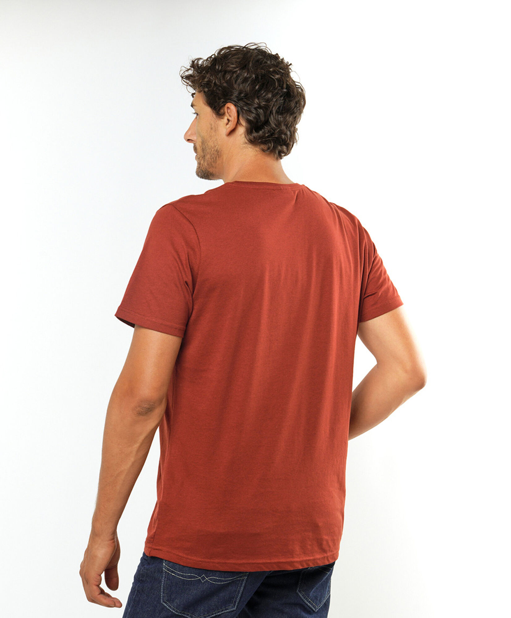 Polera hombre estampado frontal Polera hombre estampado frontal