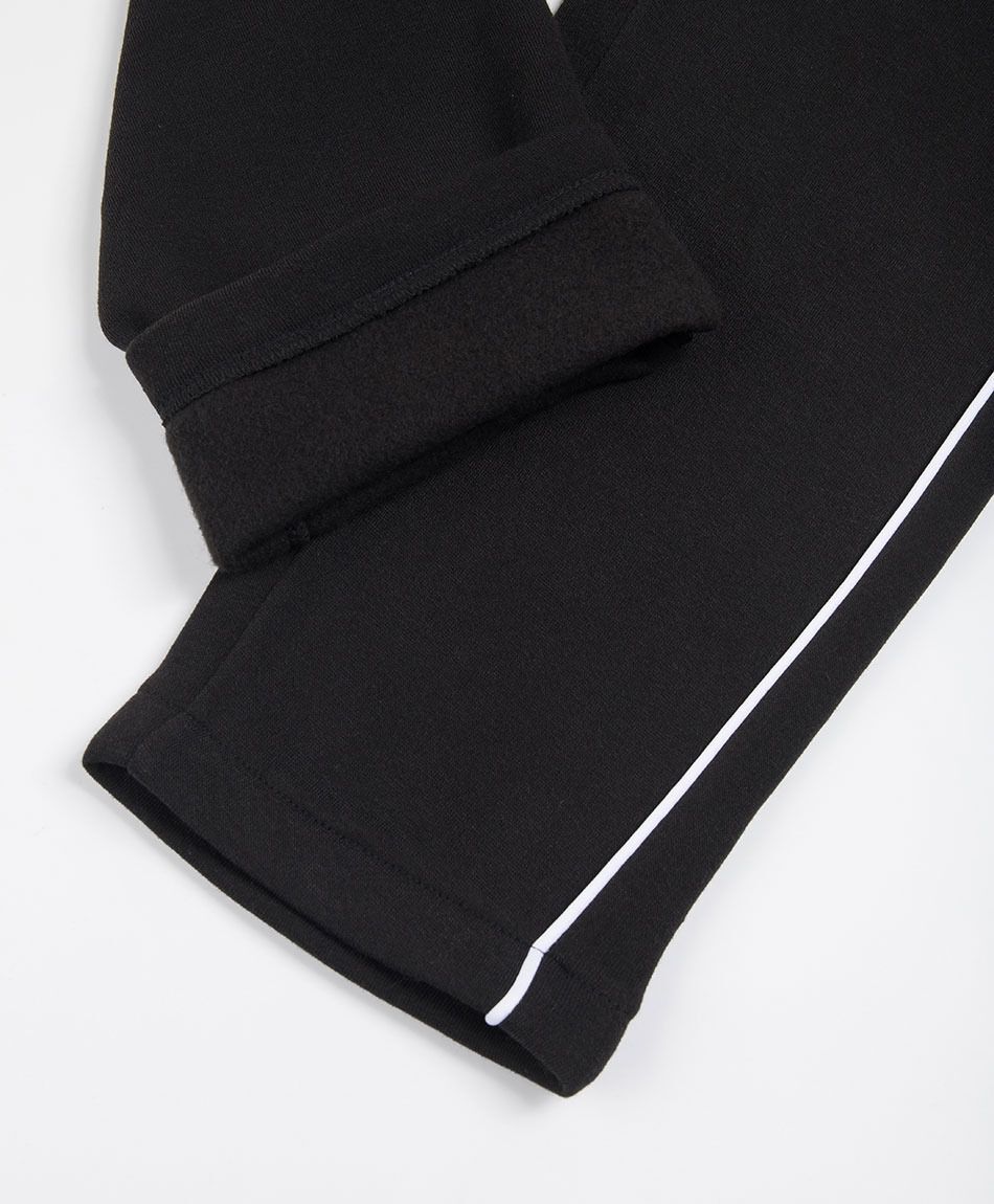 Pantal&oacute;n deportivo hombre l&iacute;neas piping