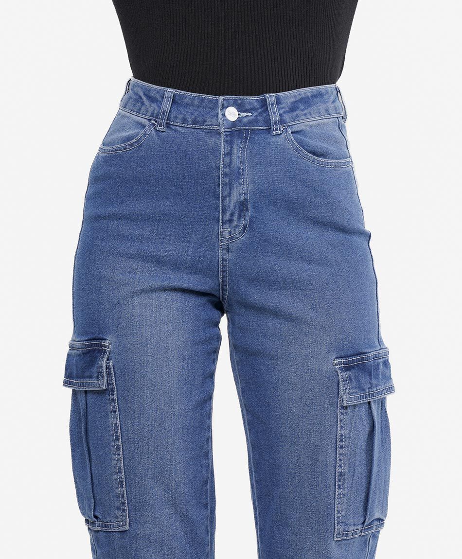 Jeans mujer bolsillos cargo