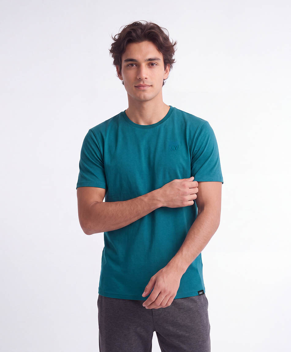 Polera deportiva hombre lisa