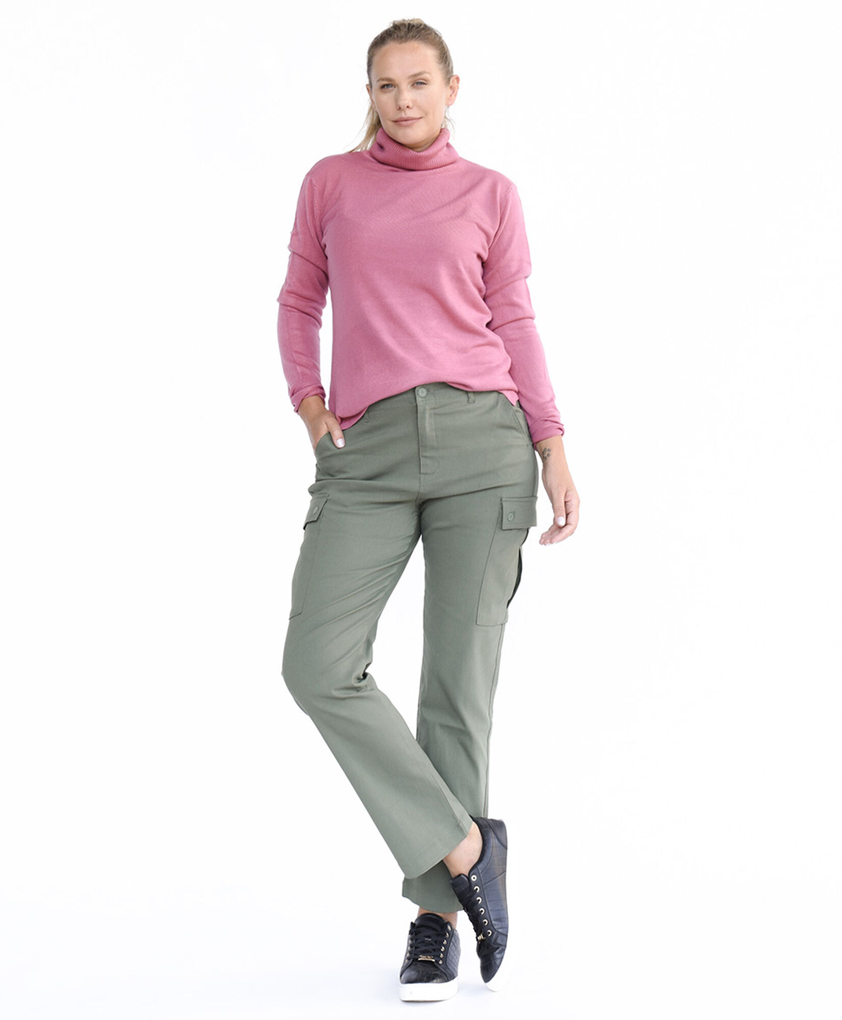 Pantalón mujer cargo verde Pantalón mujer cargo verde