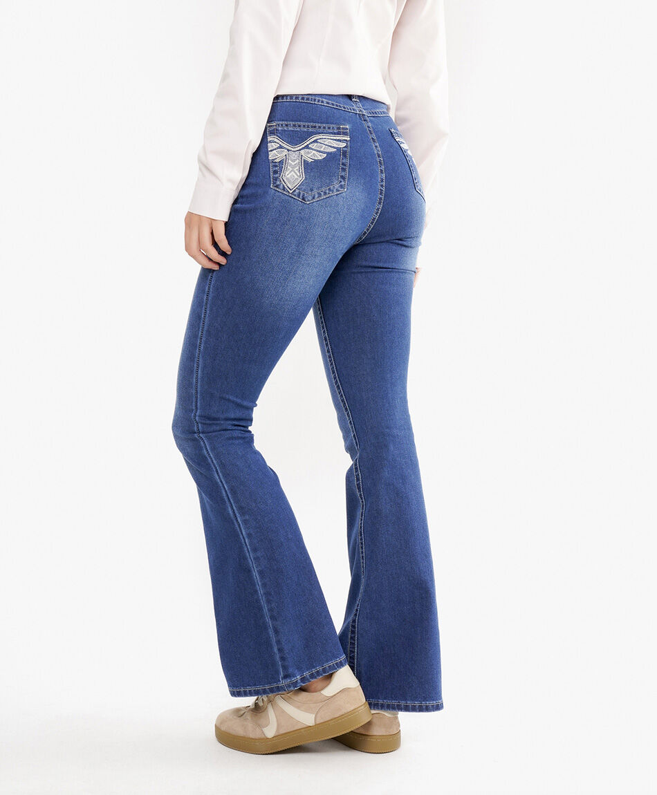 Jeans mujer flare detalles  bordados