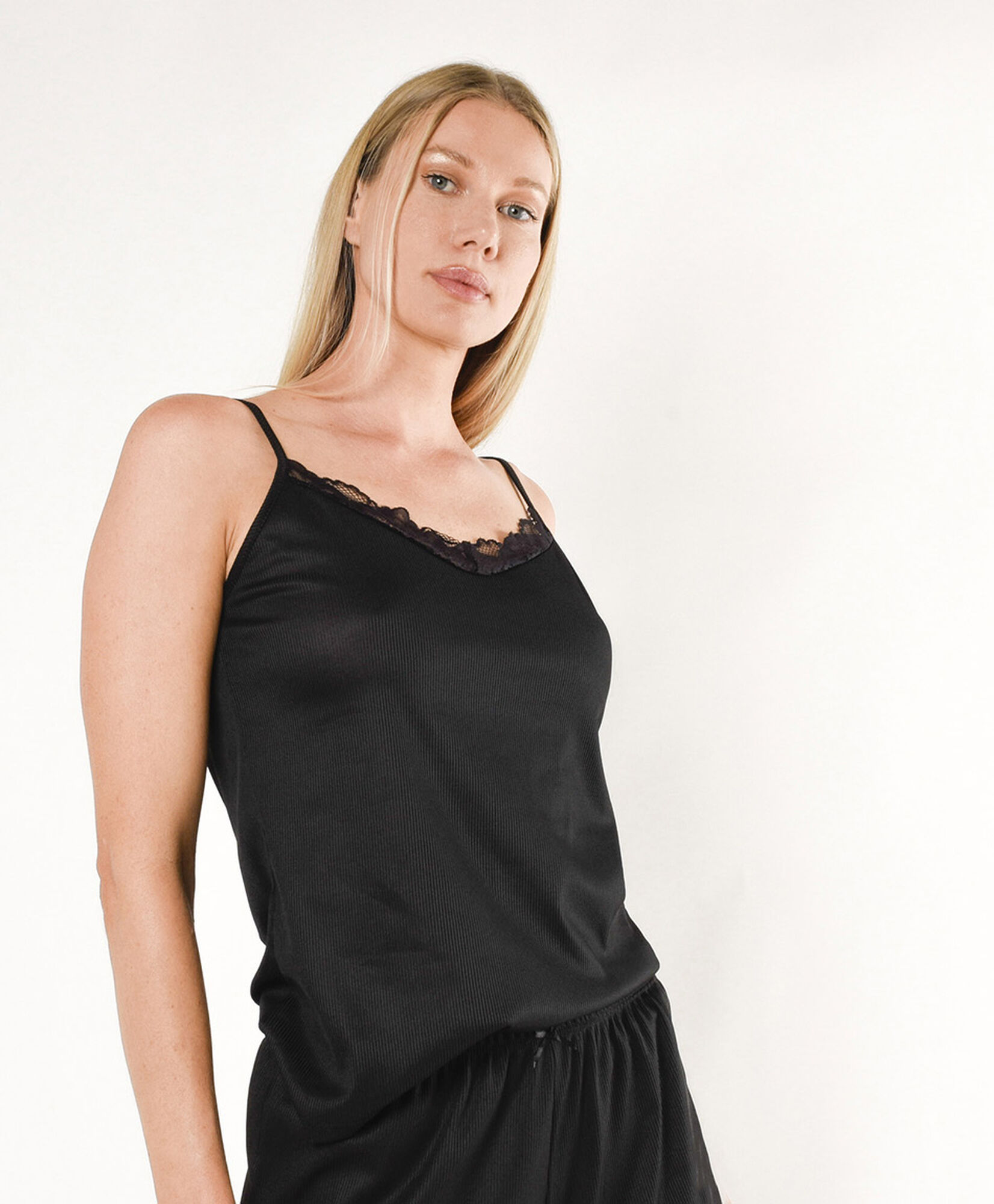 Baby doll mujer negro short Baby doll mujer negro short