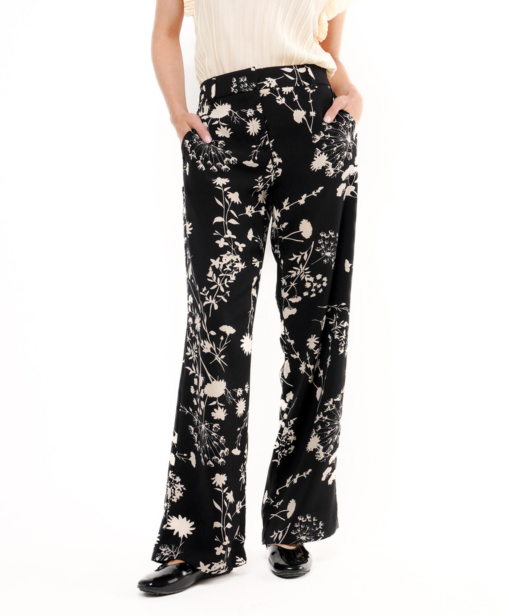 PANT ESTAMPADO FLORES PANT ESTAMPADO FLORES