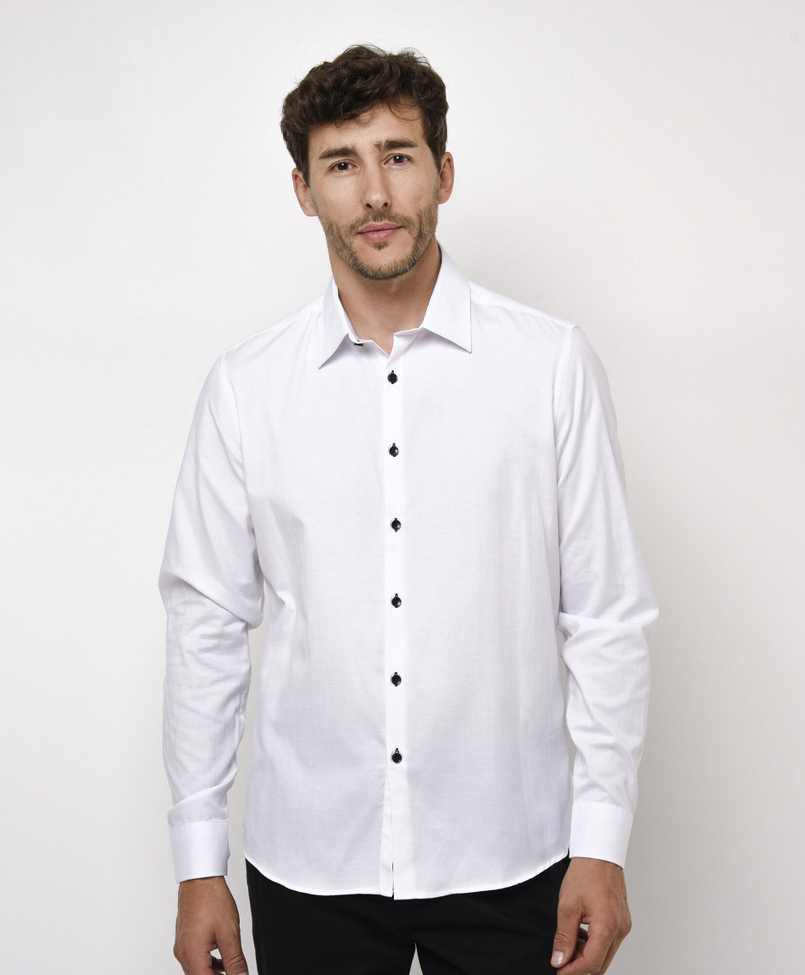 Camisa hombre botones negros Camisa hombre botones negros