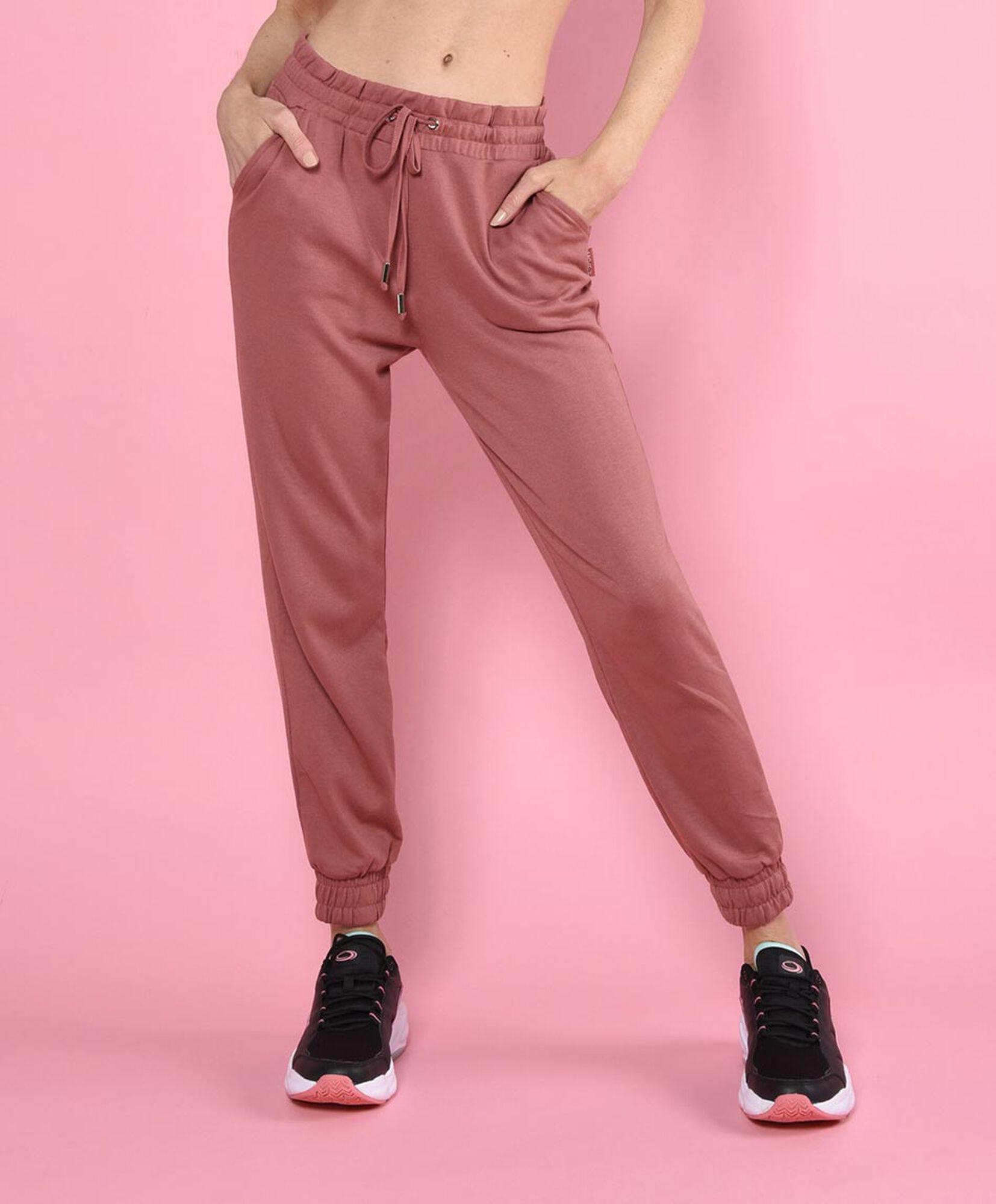 Pantalón de buzo tiro alto skinny fit Pantalón de buzo tiro alto skinny fit