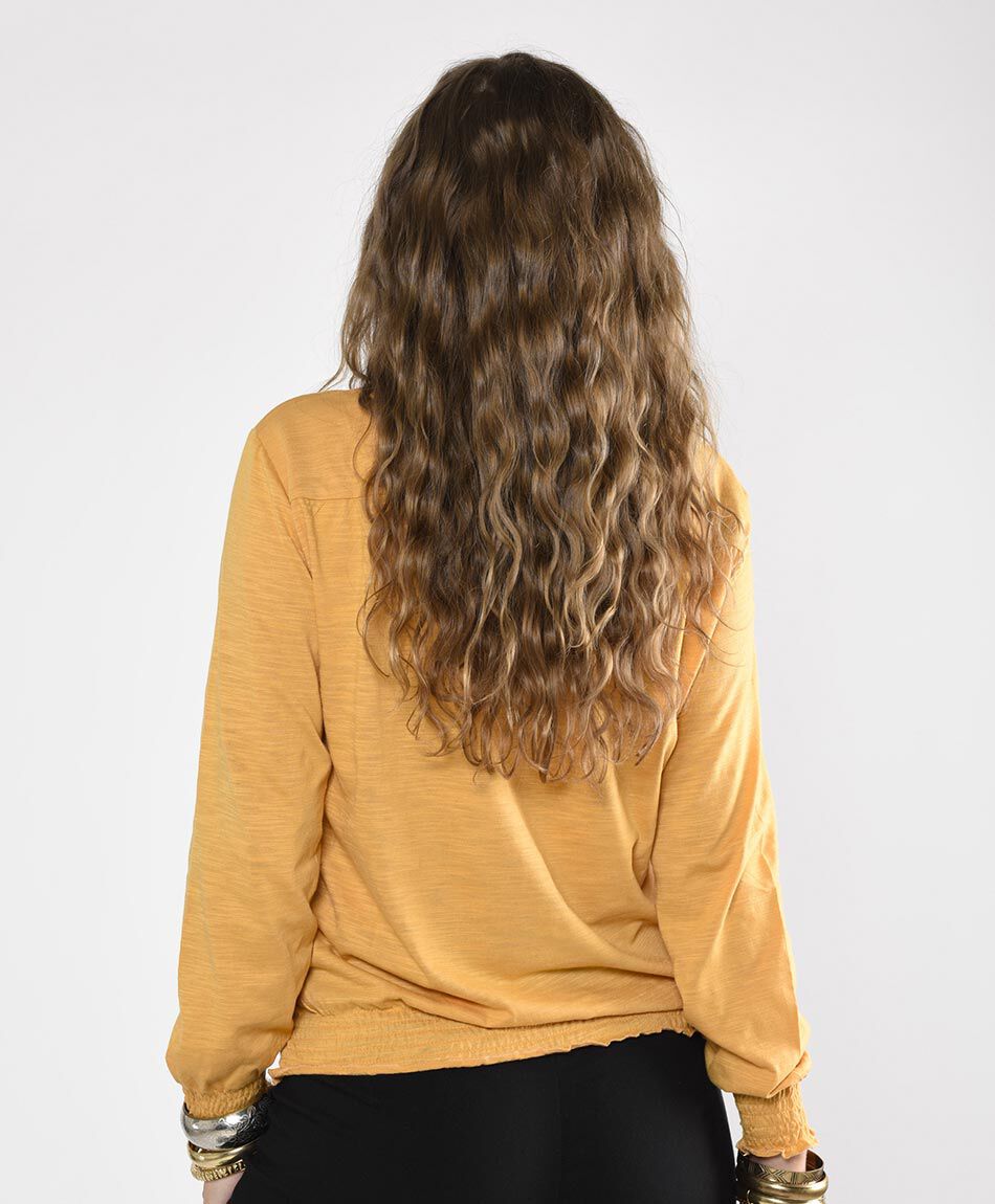 Polera manga larga cuello en v