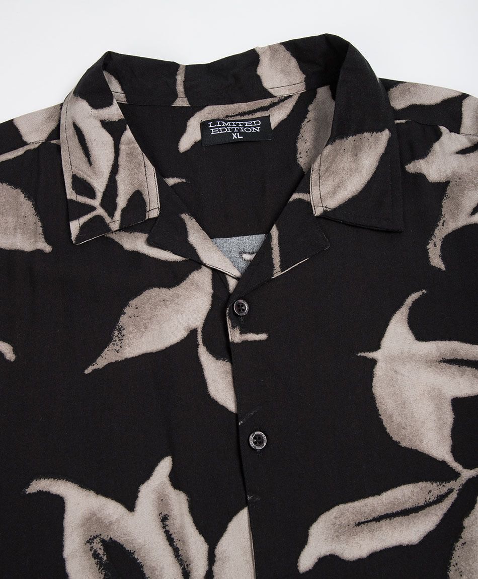 Camisa hombre hojas viscosa