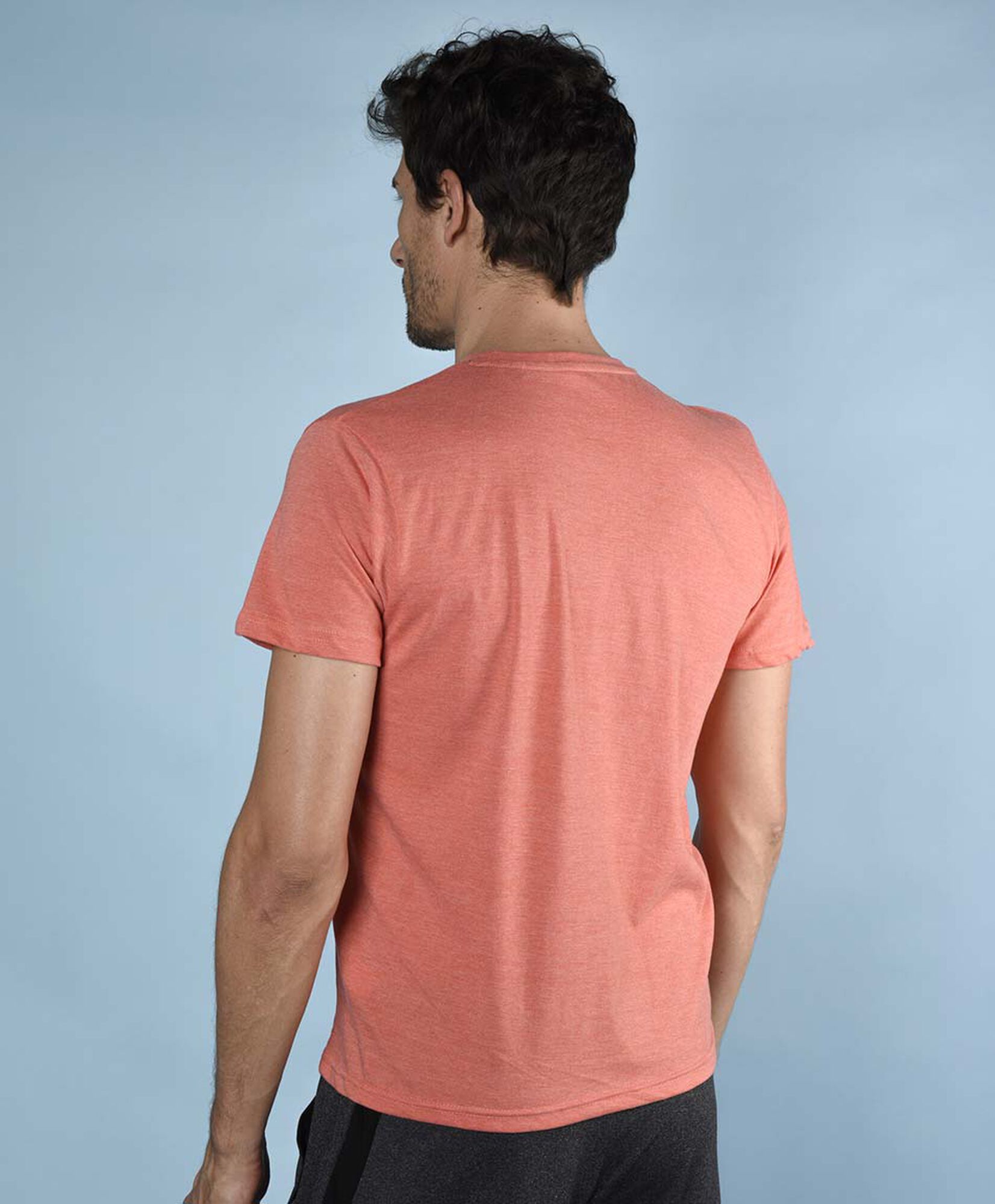 Polera deportiva manga corta cuello redondo Polera deportiva manga corta cuello redondo