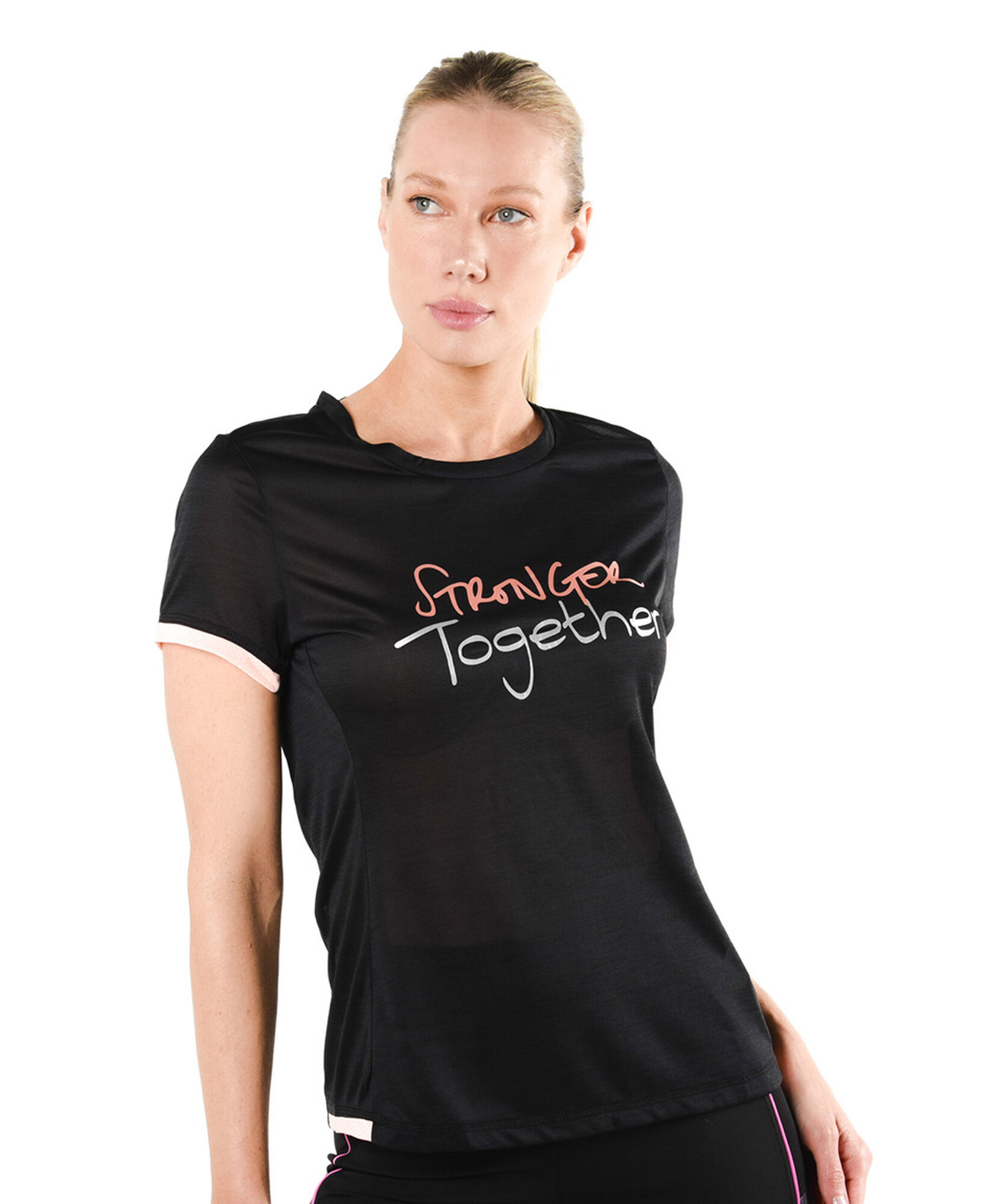 Polera deportiva mujer stronger Polera deportiva mujer stronger
