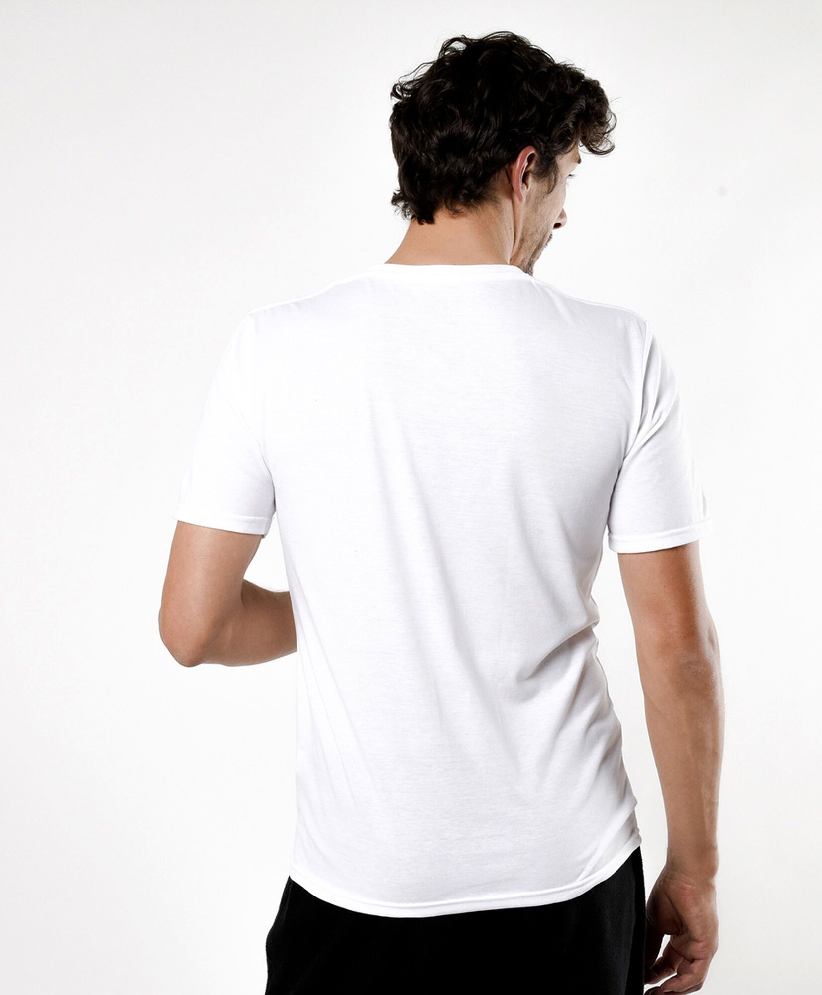 Camiseta hombre cuello en v Camiseta hombre cuello en v