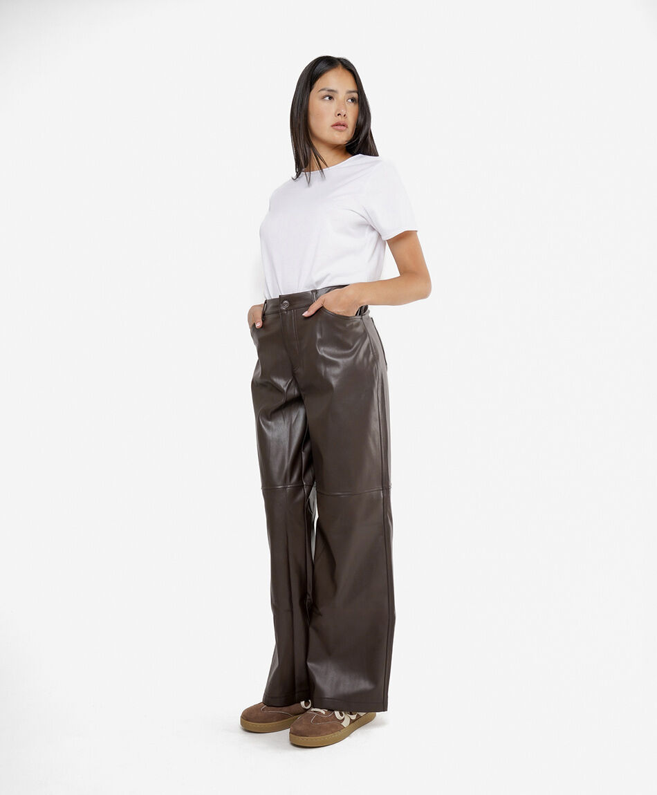 Pantal&oacute;n mujer eco cuero caf&eacute;