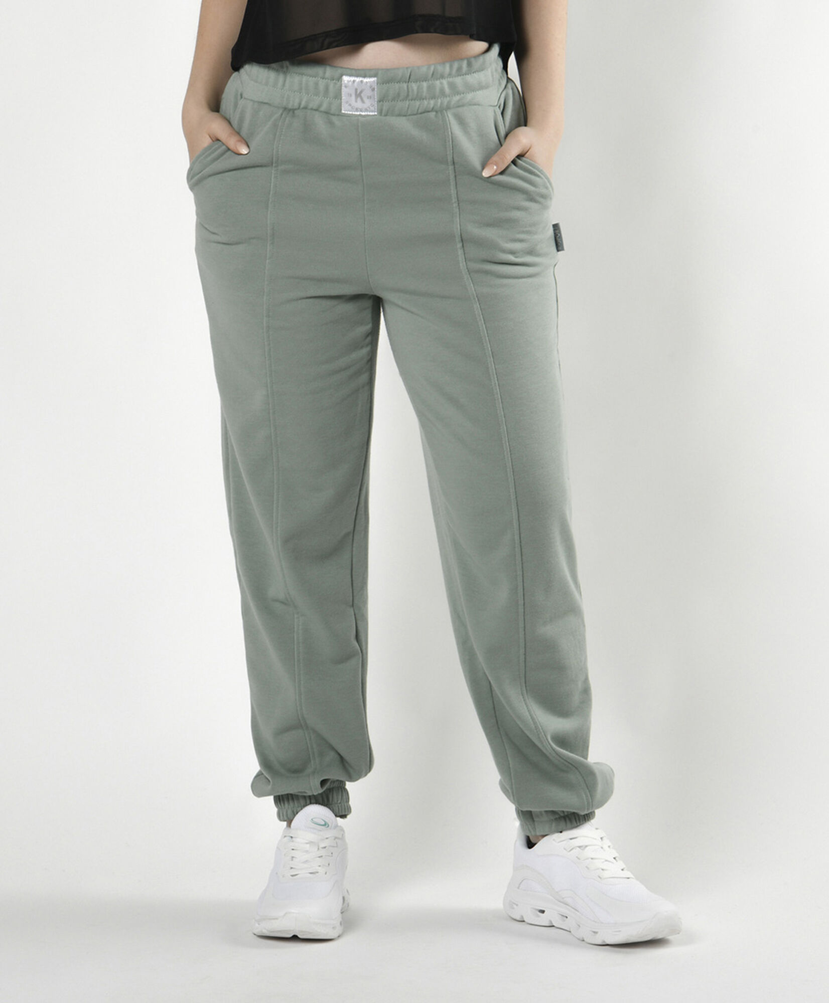 Pantalón deportivo mujer costuras frontales Pantalón deportivo mujer costuras frontales