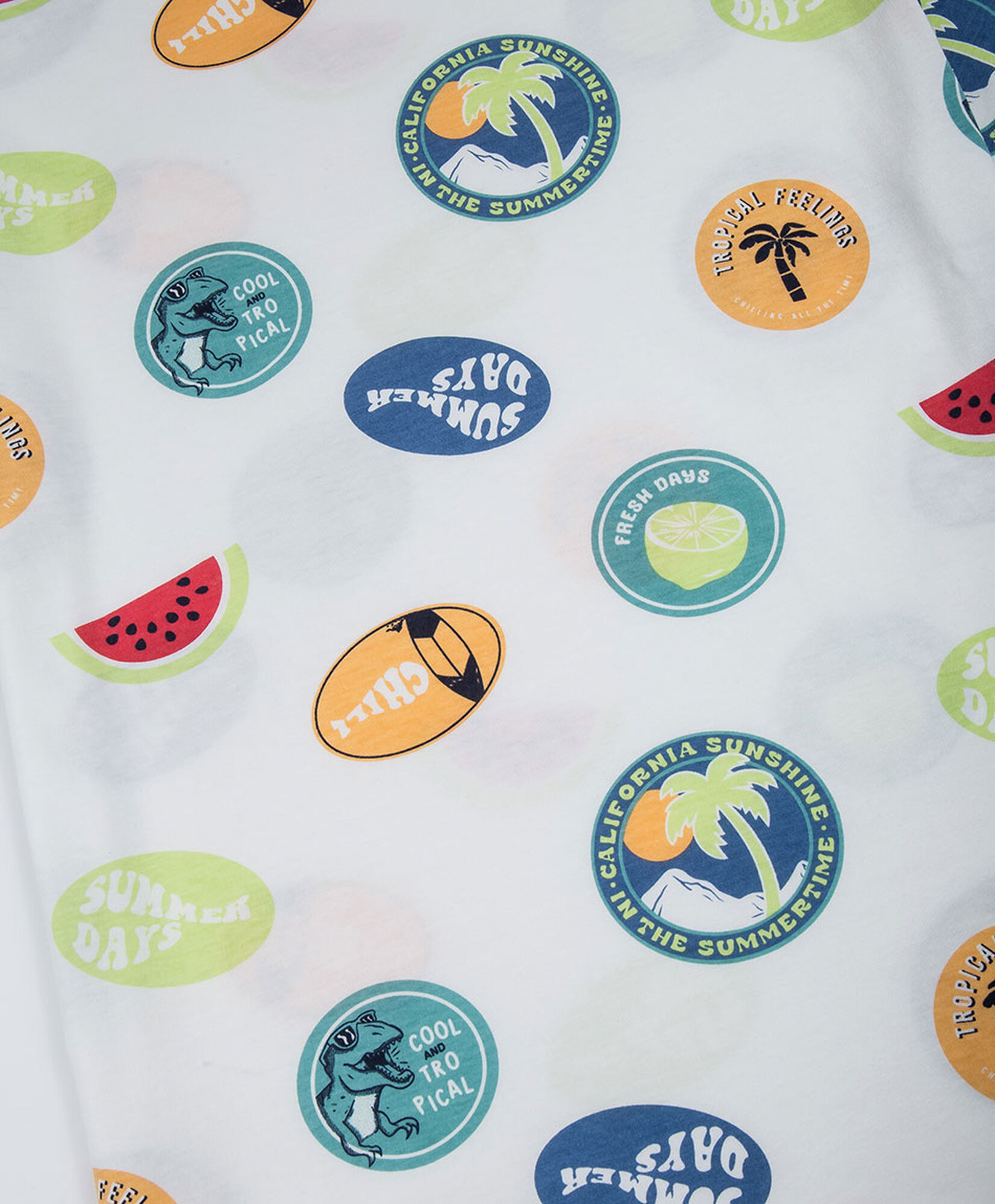 Polera niño etiquetas Polera niño etiquetas