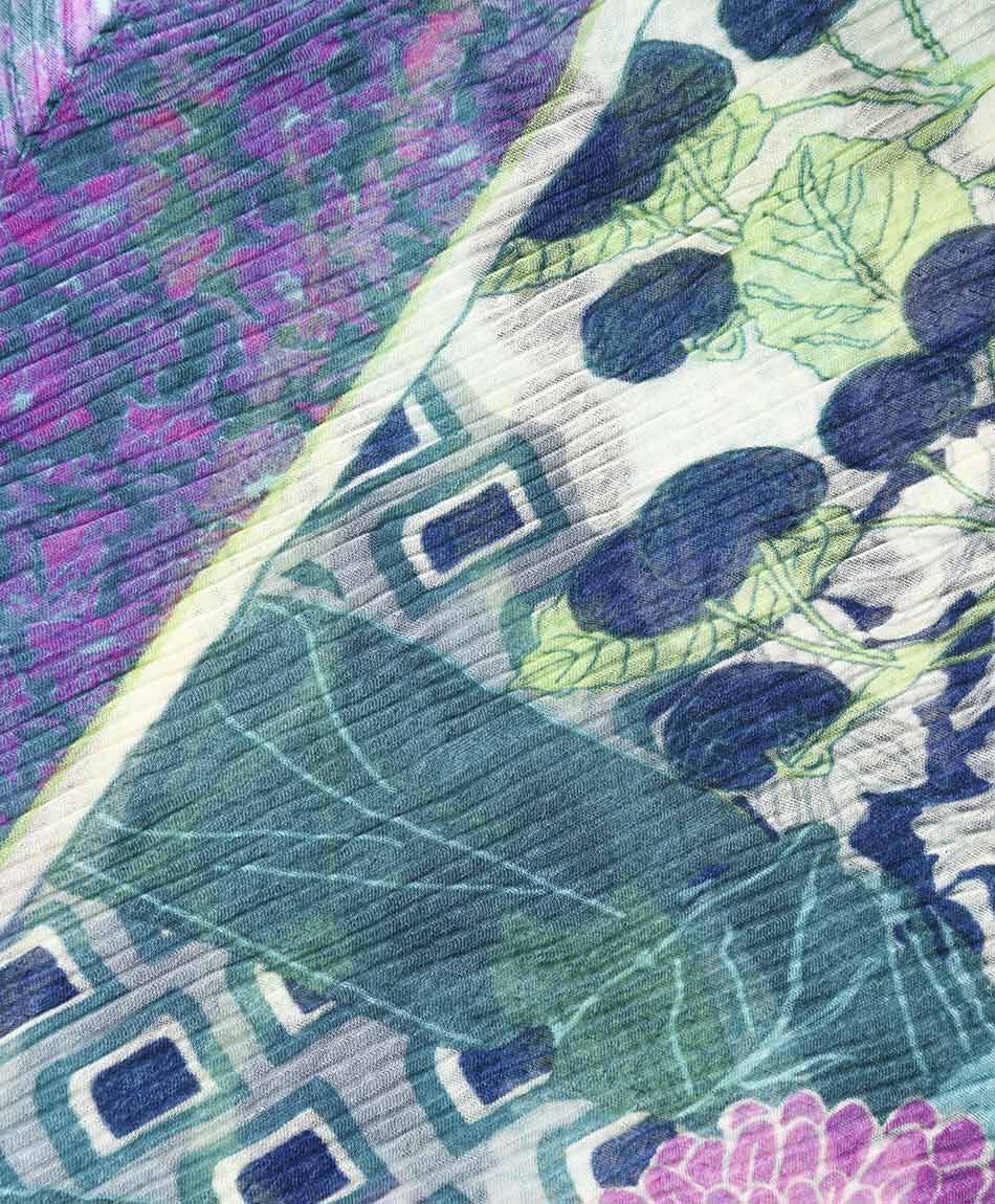 Pa&ntilde;uelo mujer corrugado flores