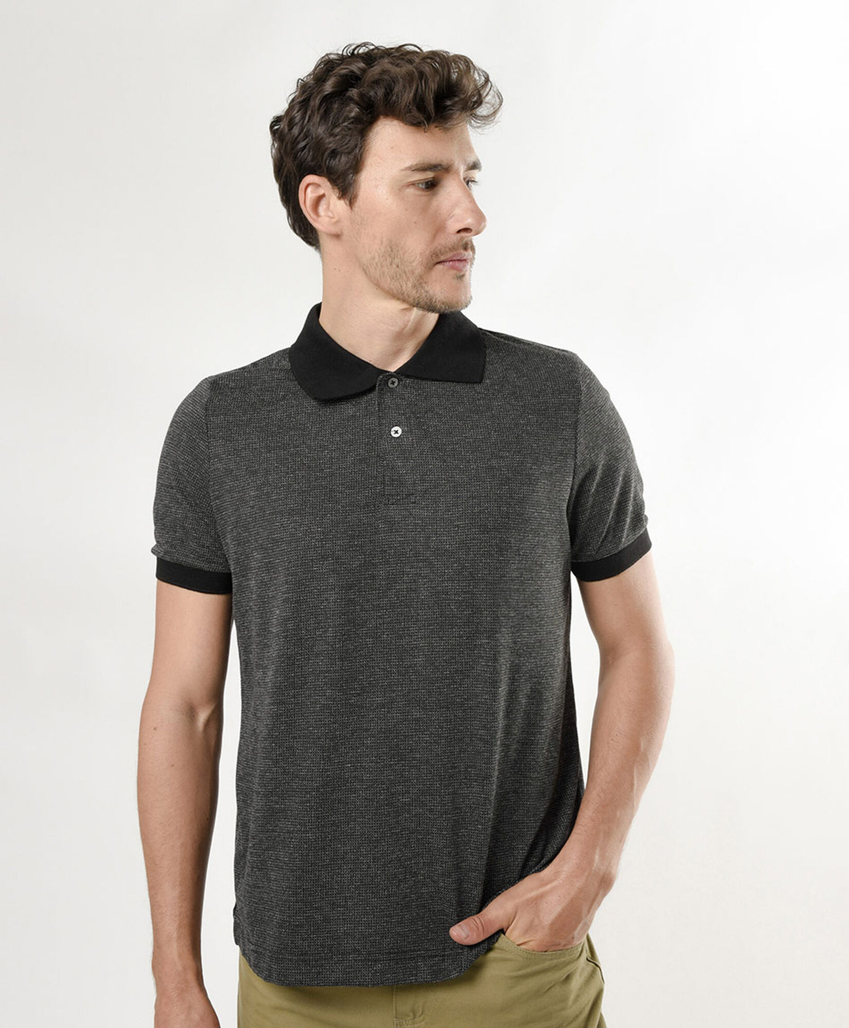Polera hombre bicolor cuello piqué Polera hombre bicolor cuello piqué