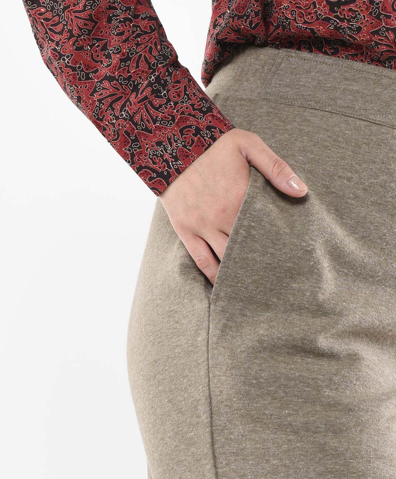 Pantalón mujer pierna ancha tiro alto Pantalón mujer pierna ancha tiro alto