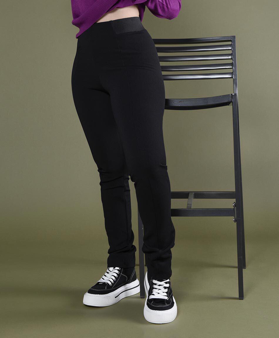 Pantal&oacute;n tiro alto skinny fit
