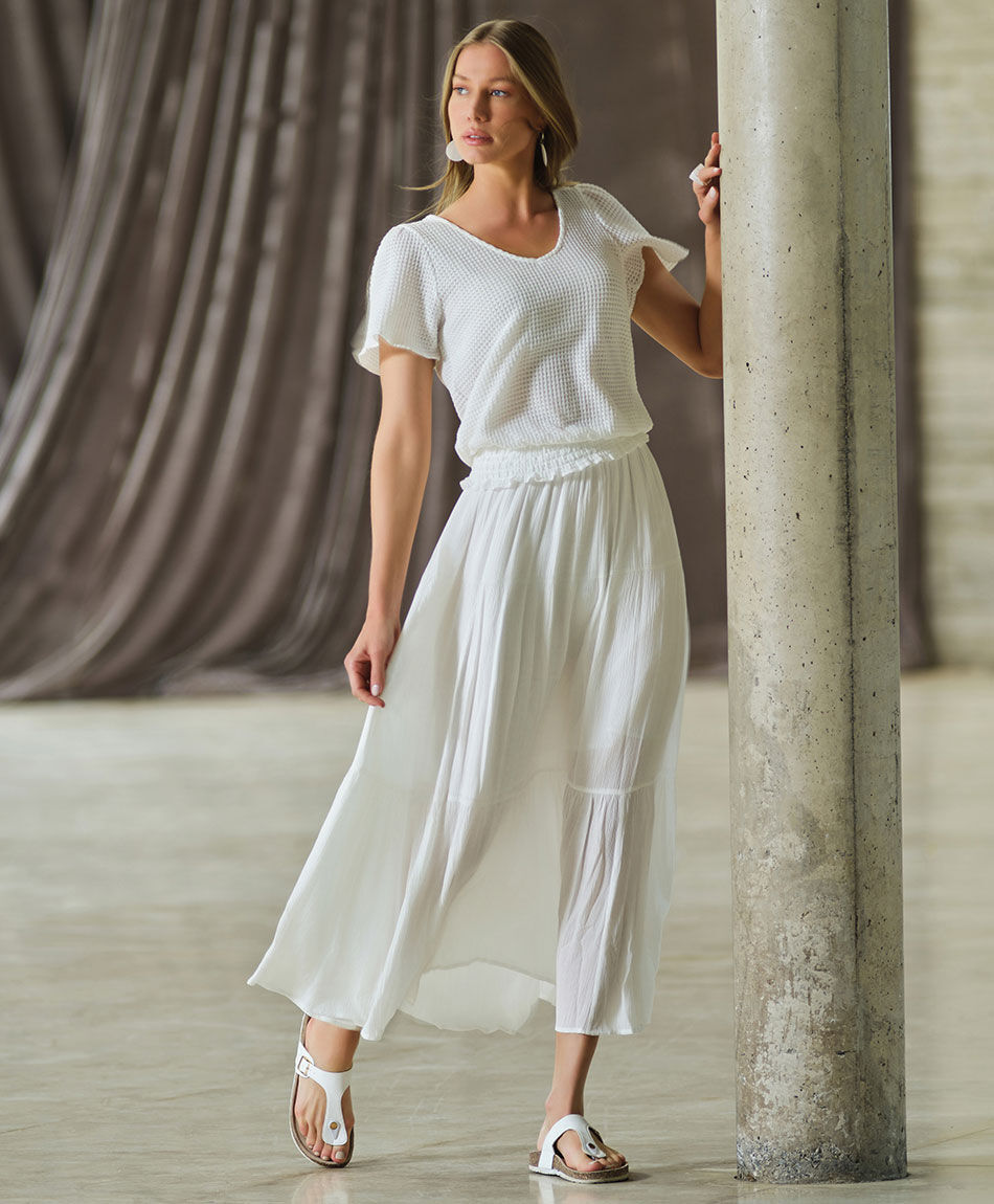 Falda mujer corrugada pisos