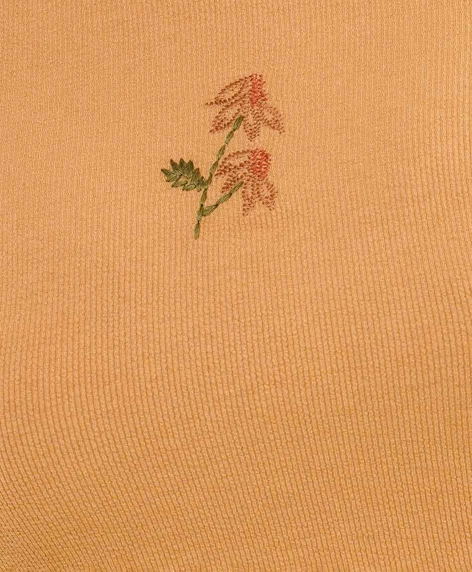 Polera mujer b&aacute;sica estampado floral