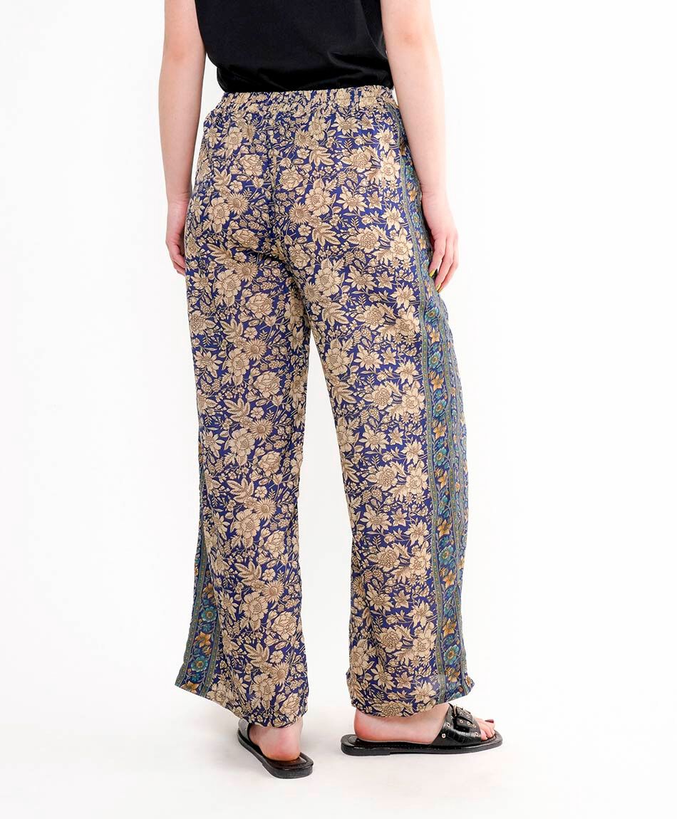 Pantal&oacute;n mujer contraste