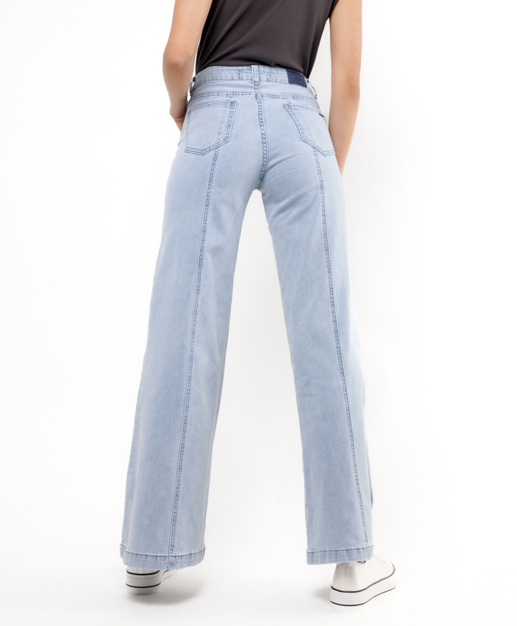 Jeans mujer bolsillos diseño frontal flare Jeans mujer bolsillos diseño frontal flare