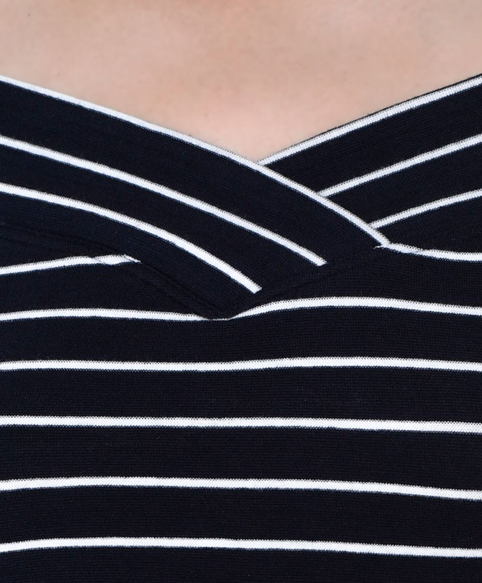 Polera cuello bote Polera cuello bote