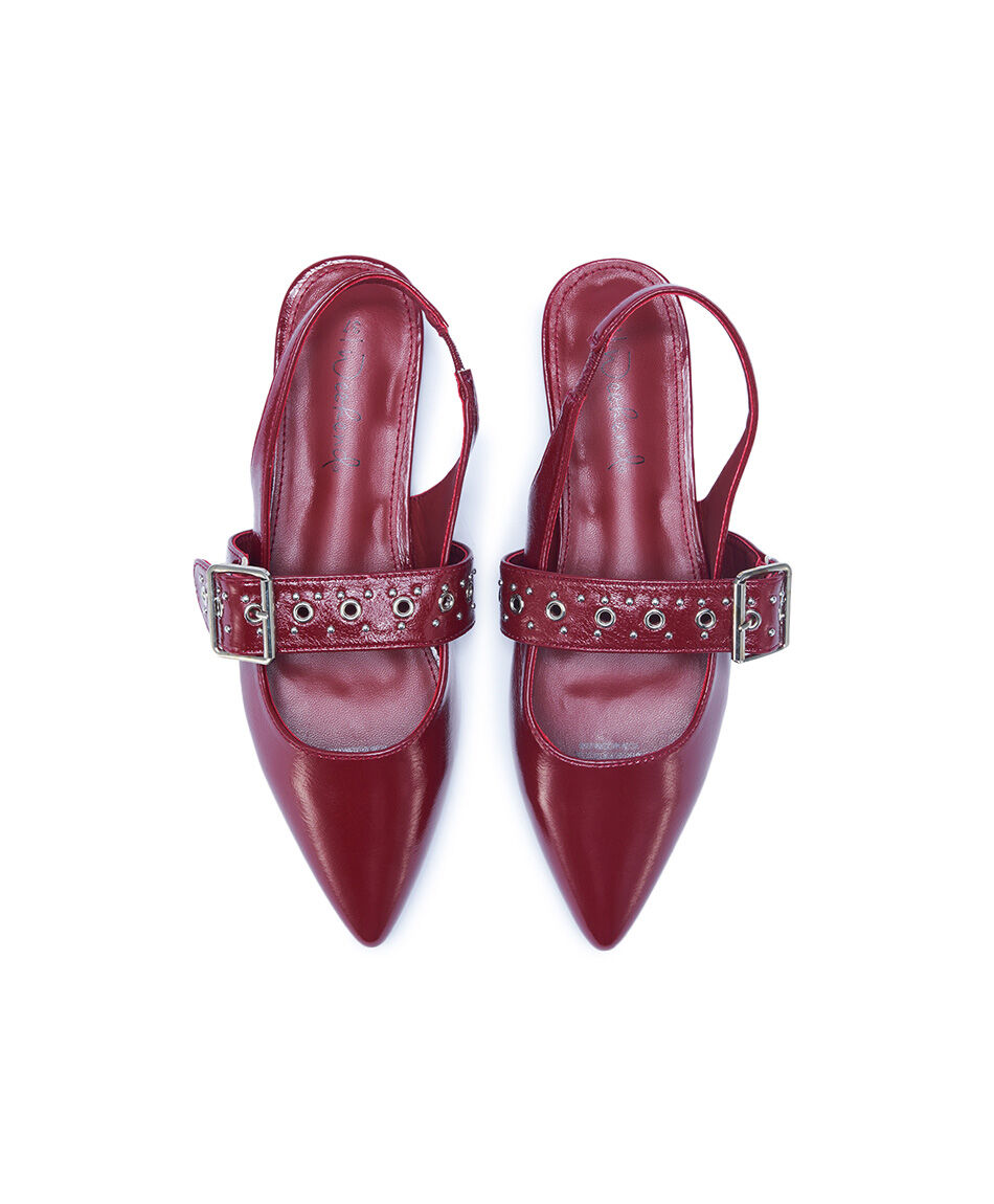 Zapato mujer dise&ntilde;o punta charol