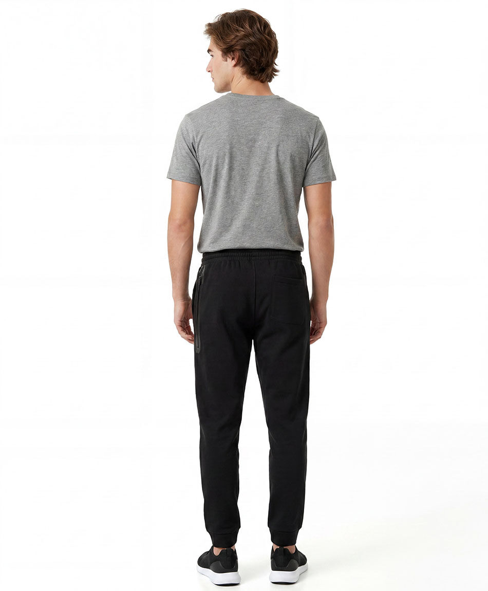 Pantal&oacute;n deportivo hombre negro bolsillos