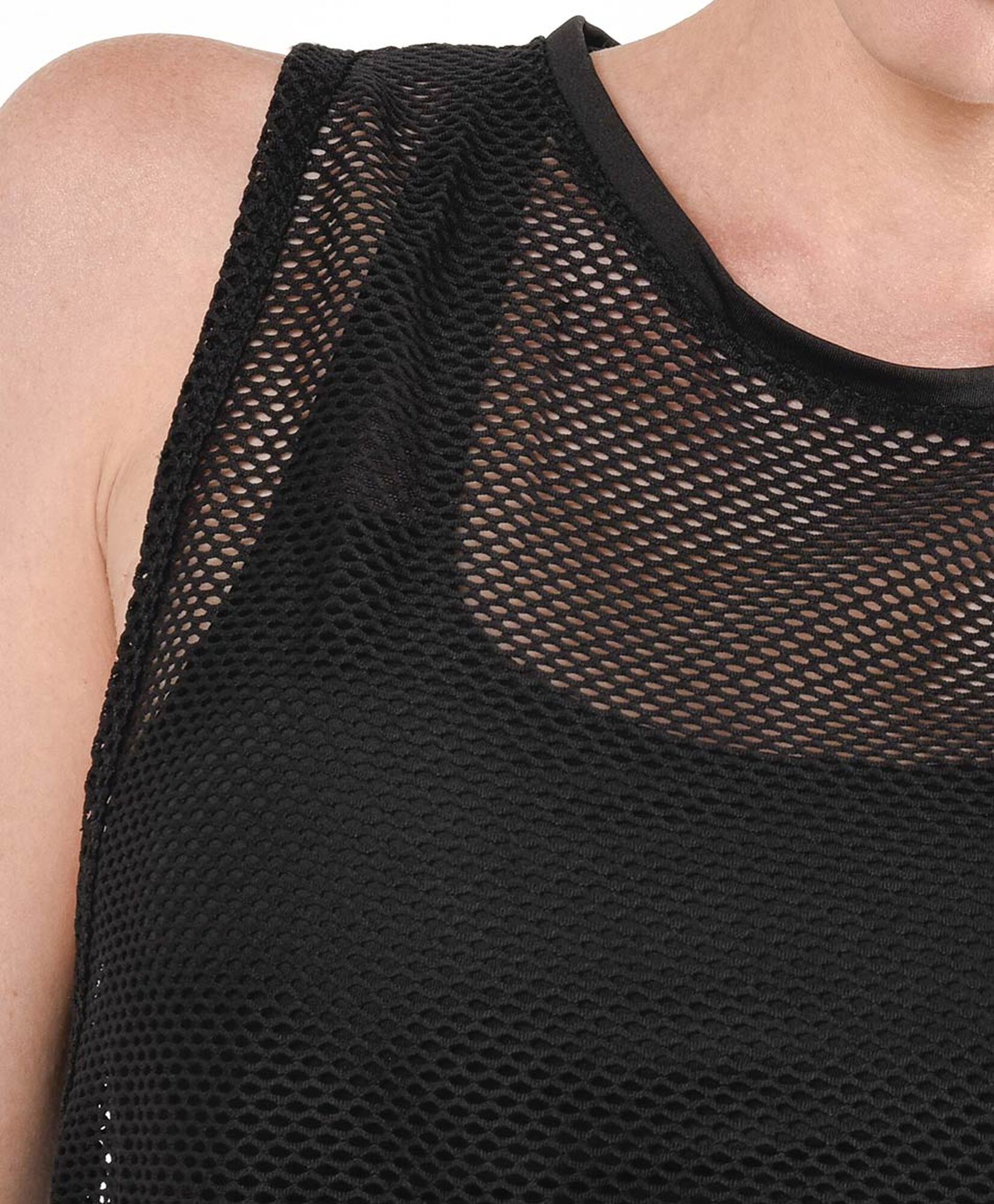 Polera deportiva mujer malla Polera deportiva mujer malla