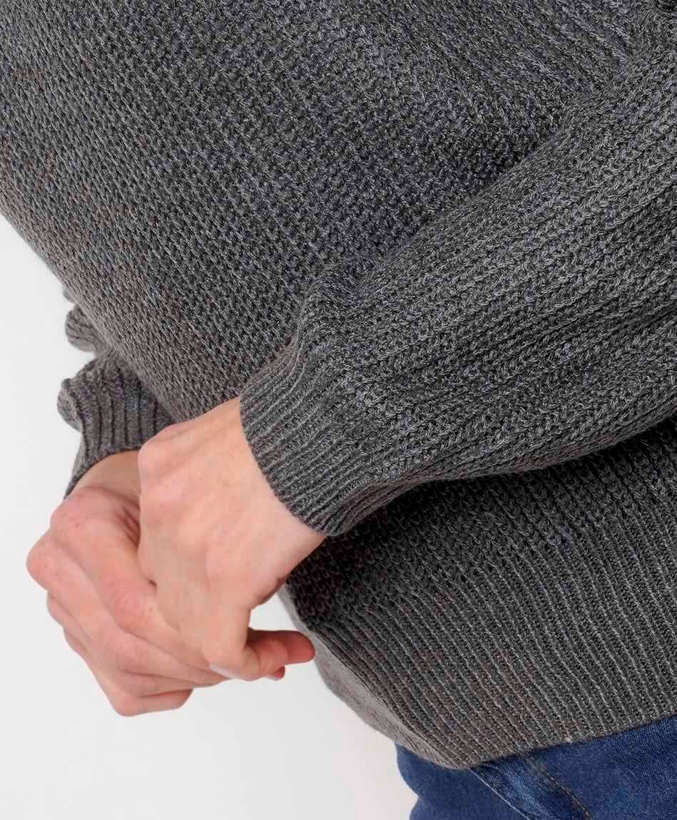 Sweater mujer cuello con tachas