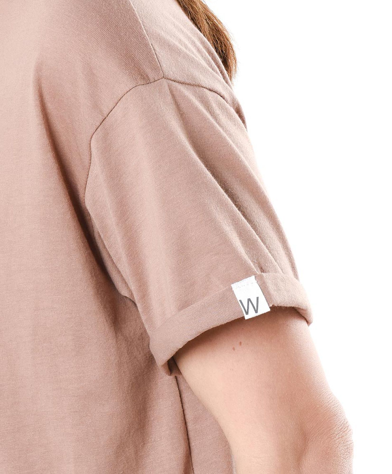 Polera mujer lisa básica manga doblada Polera mujer lisa básica manga doblada