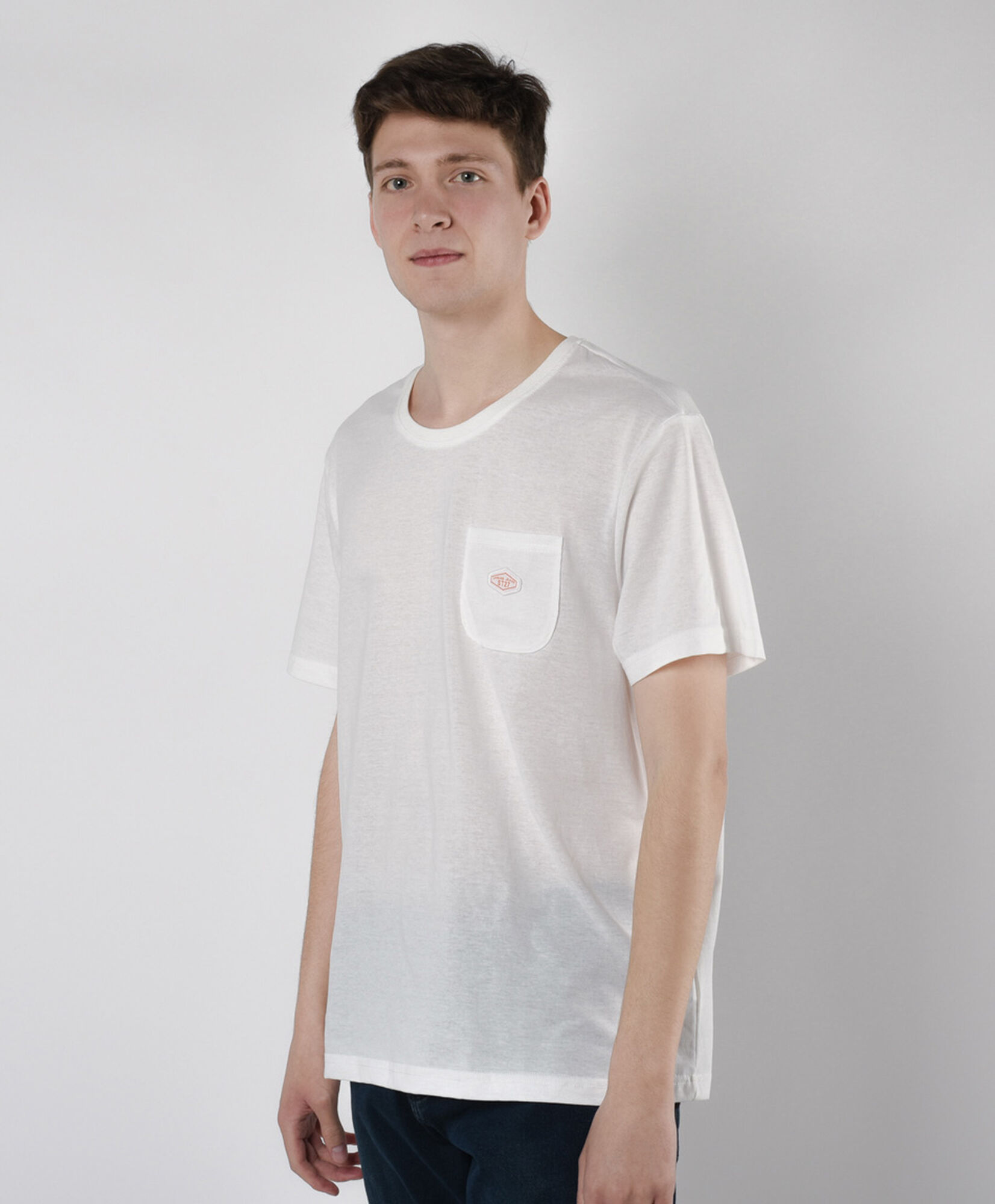 Polera hombre lisa bolsillo Polera hombre lisa bolsillo