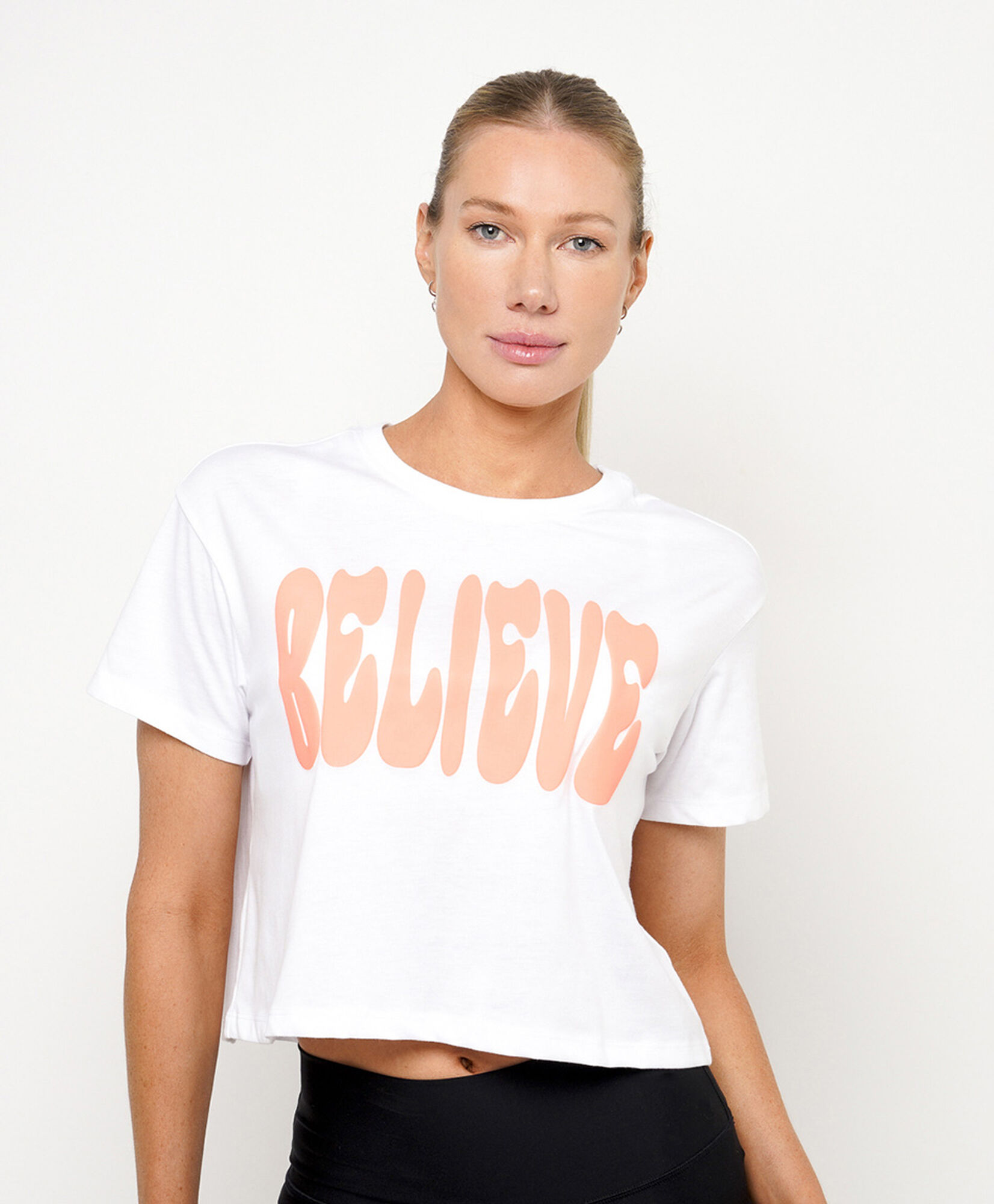 Polera deportiva mujer believe Polera deportiva mujer believe