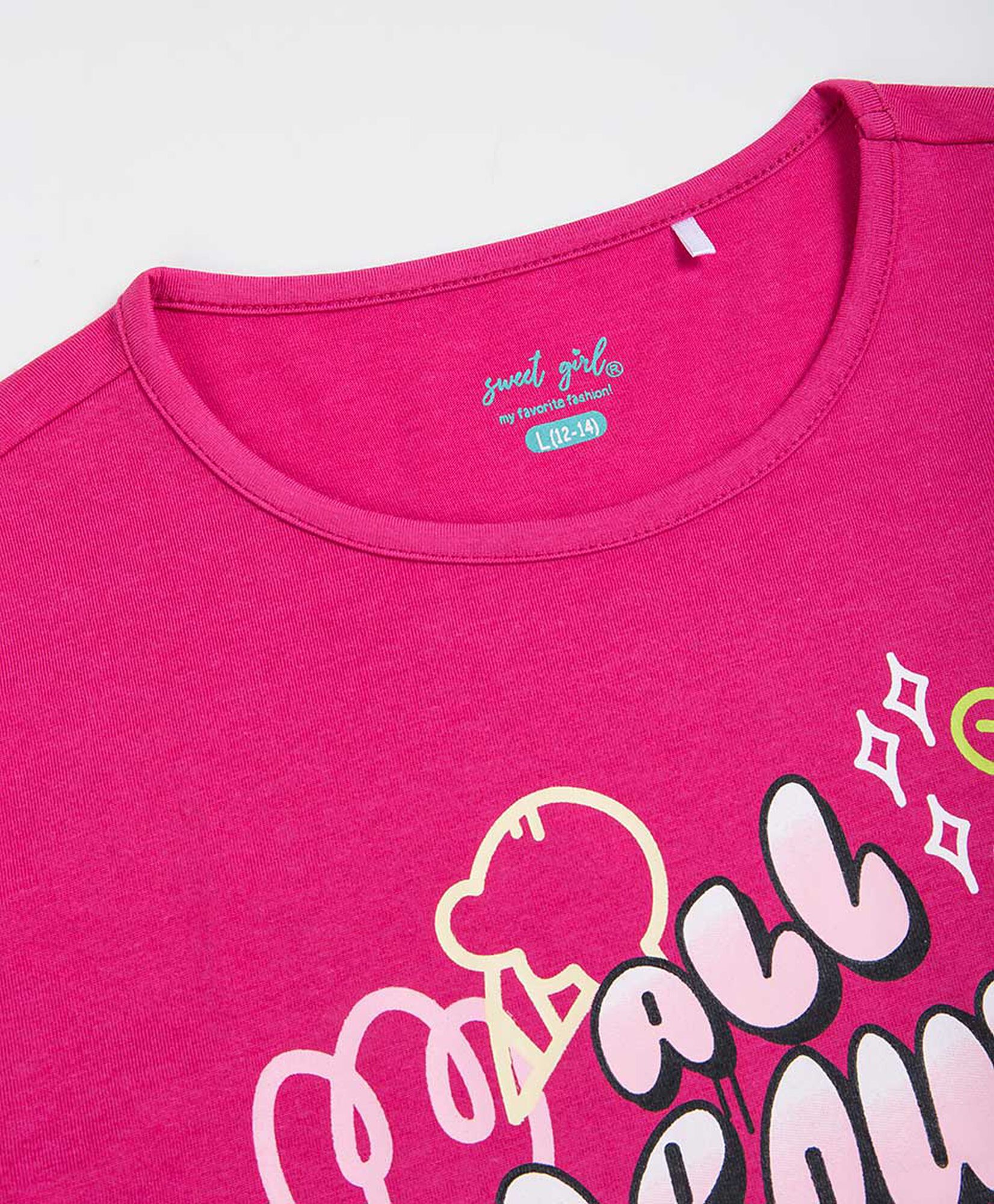 Polera niña frase graffiti Polera niña frase graffiti