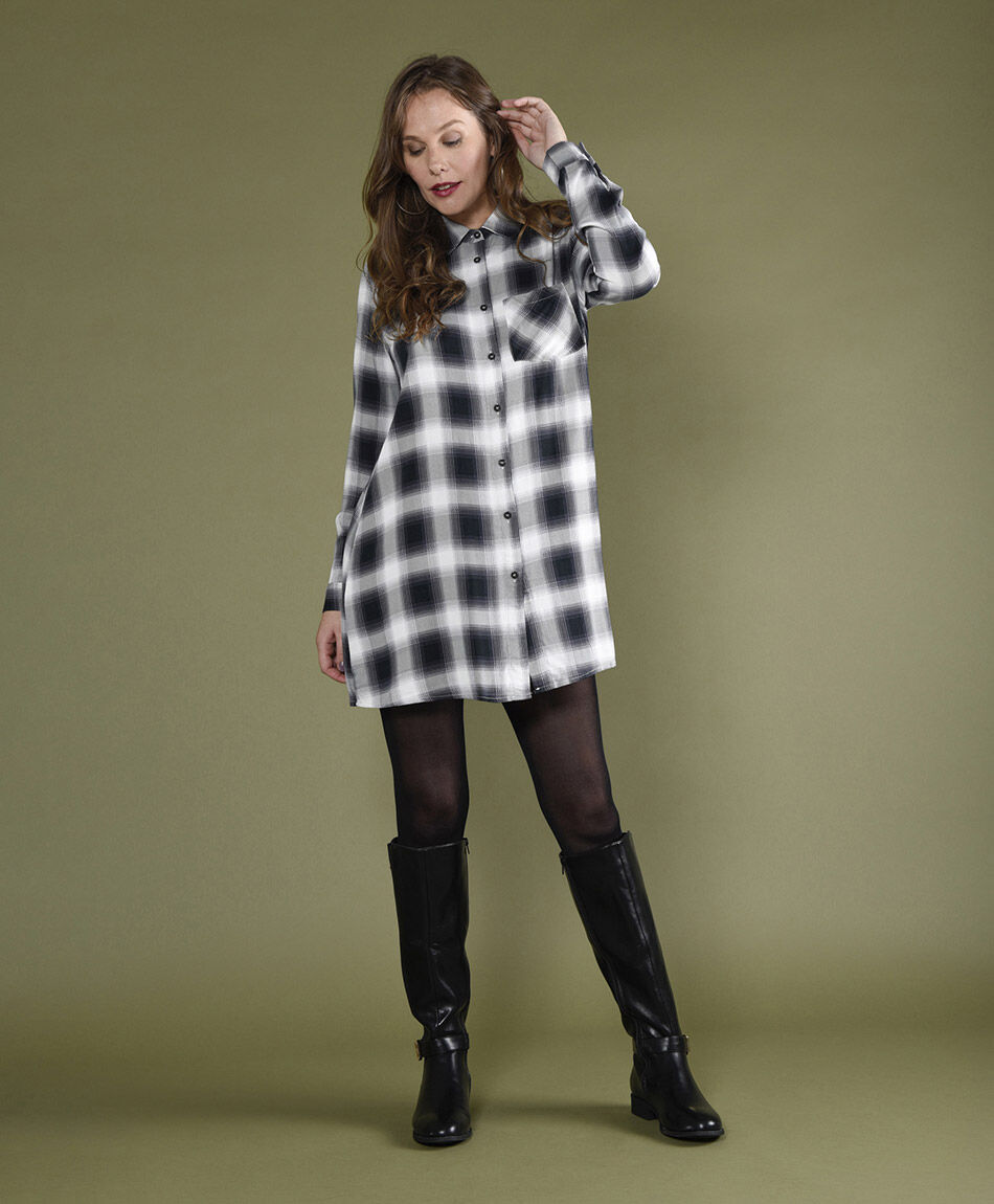 Vestido corto cuello camisero