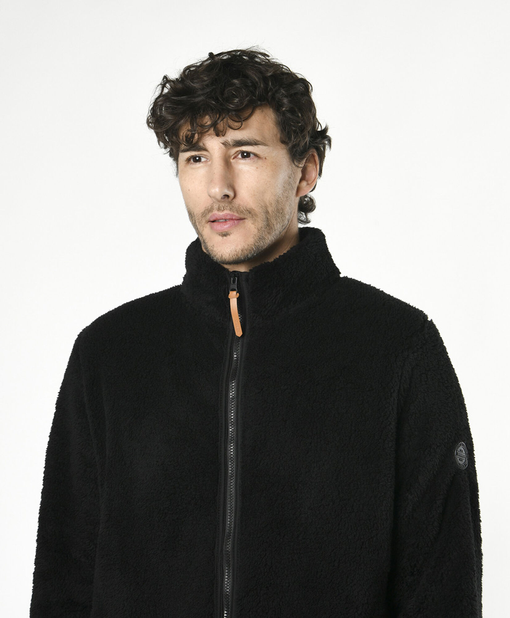 Polerón hombre coral negro Polerón hombre coral negro
