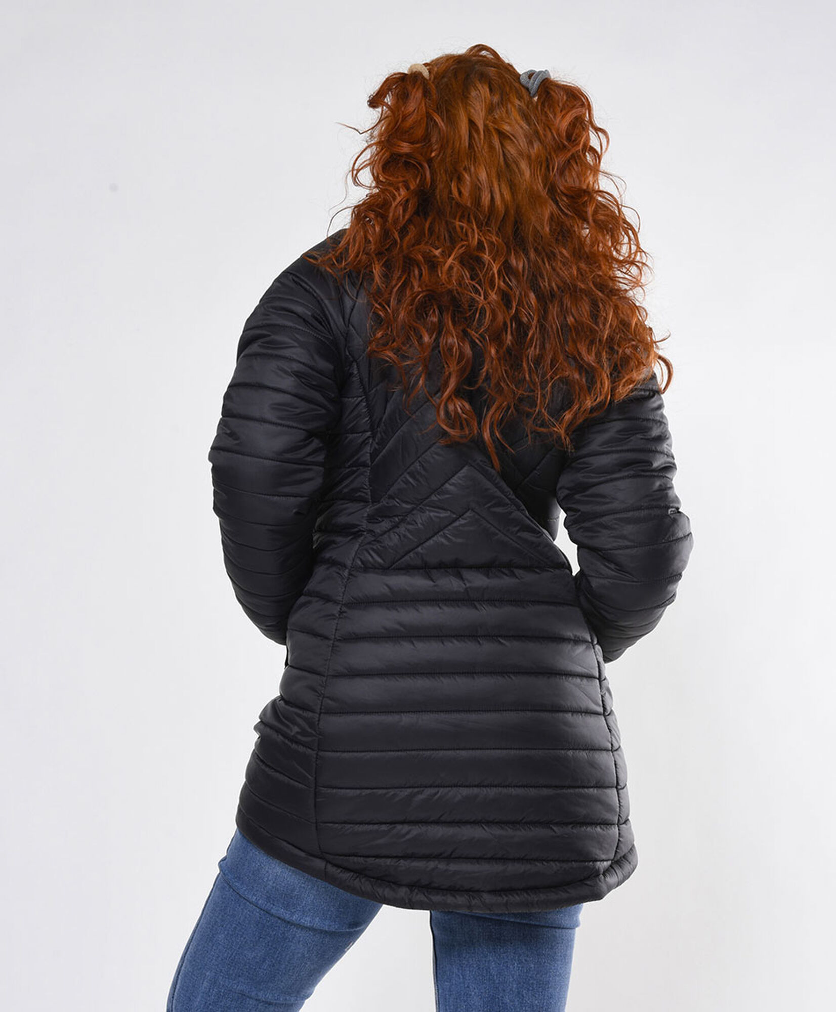 Parka mujer entallada extra larga Parka mujer entallada extra larga