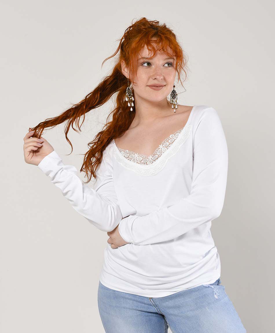 Polera mujer encaje en cuello