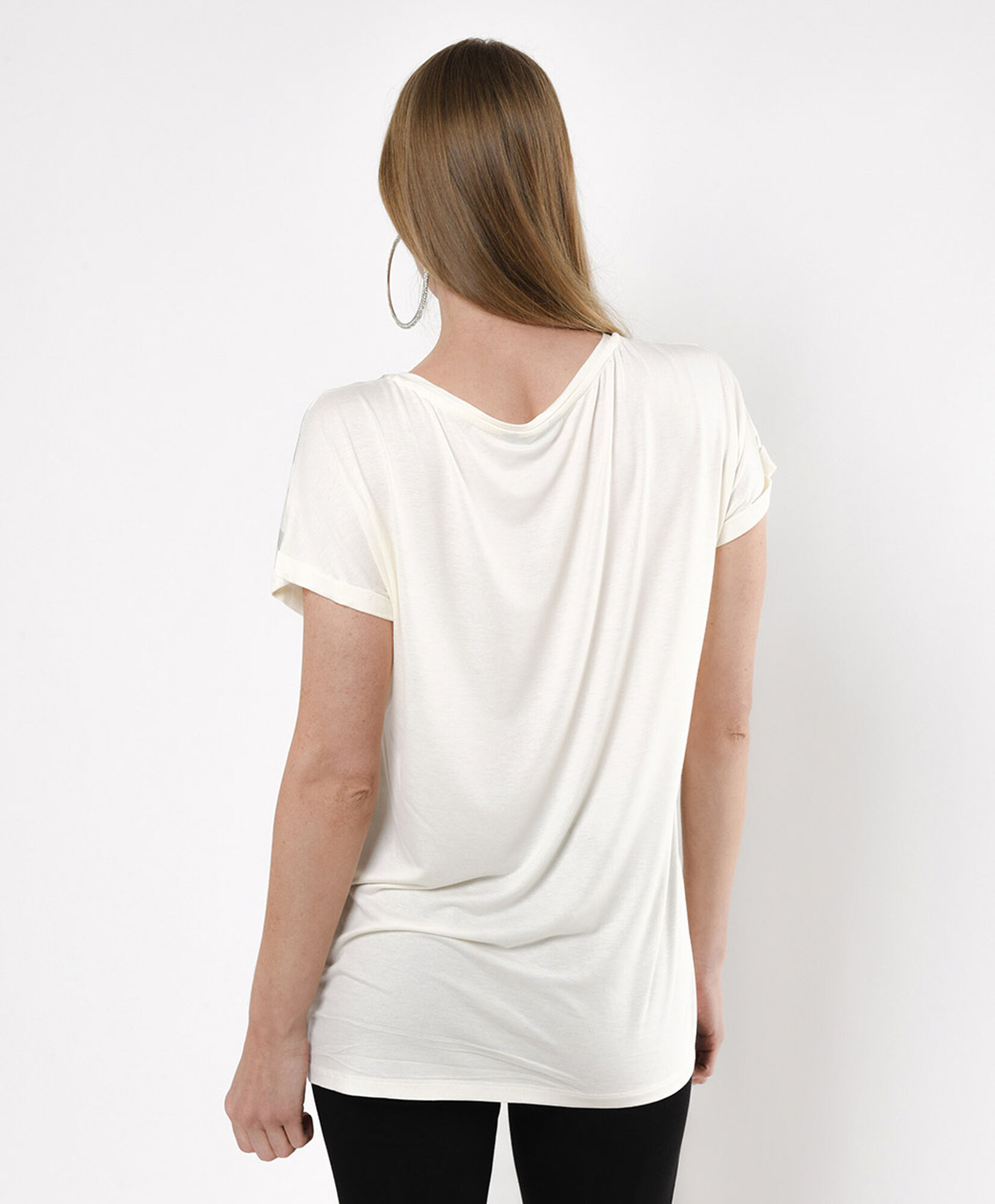 Polera mujer estampado plata oversize Polera mujer estampado plata oversize