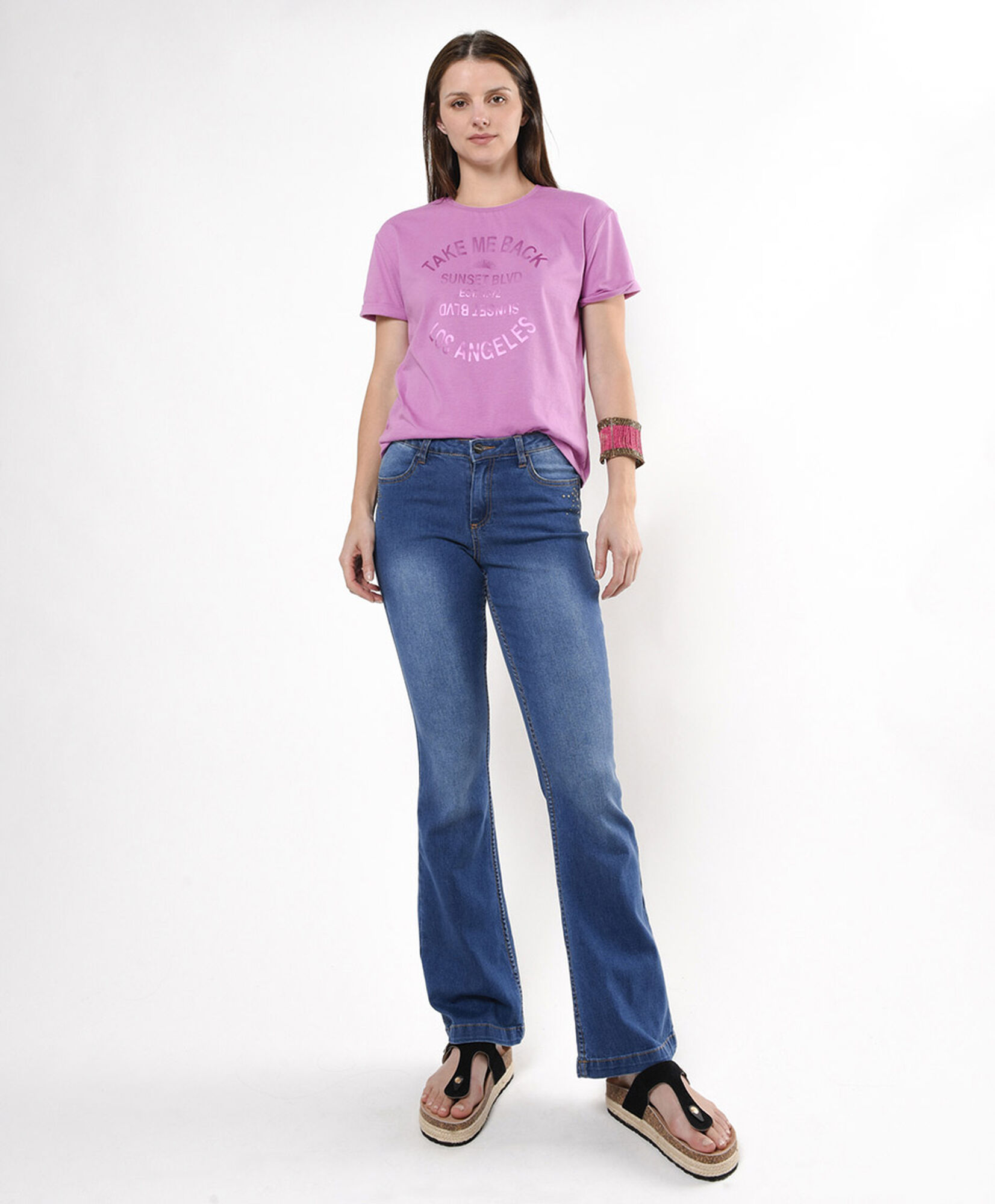 Jeans mujer tachas flare Jeans mujer tachas flare