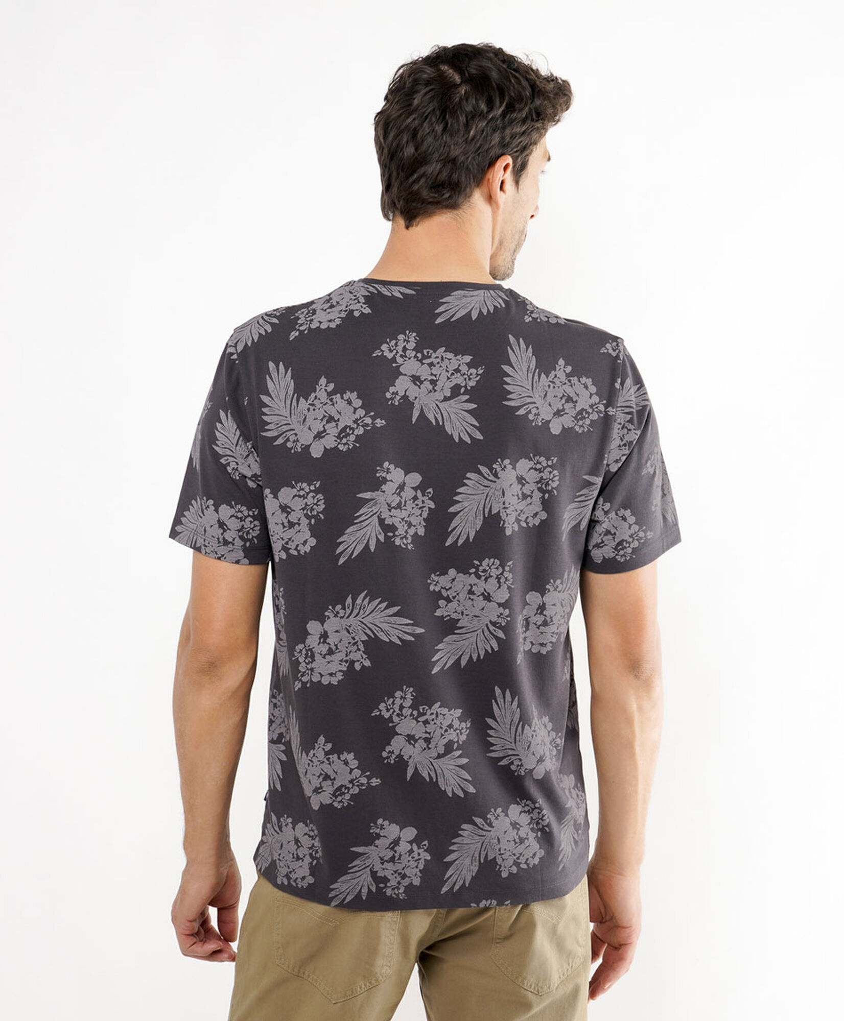 Polera hombre hojas gris Polera hombre hojas gris