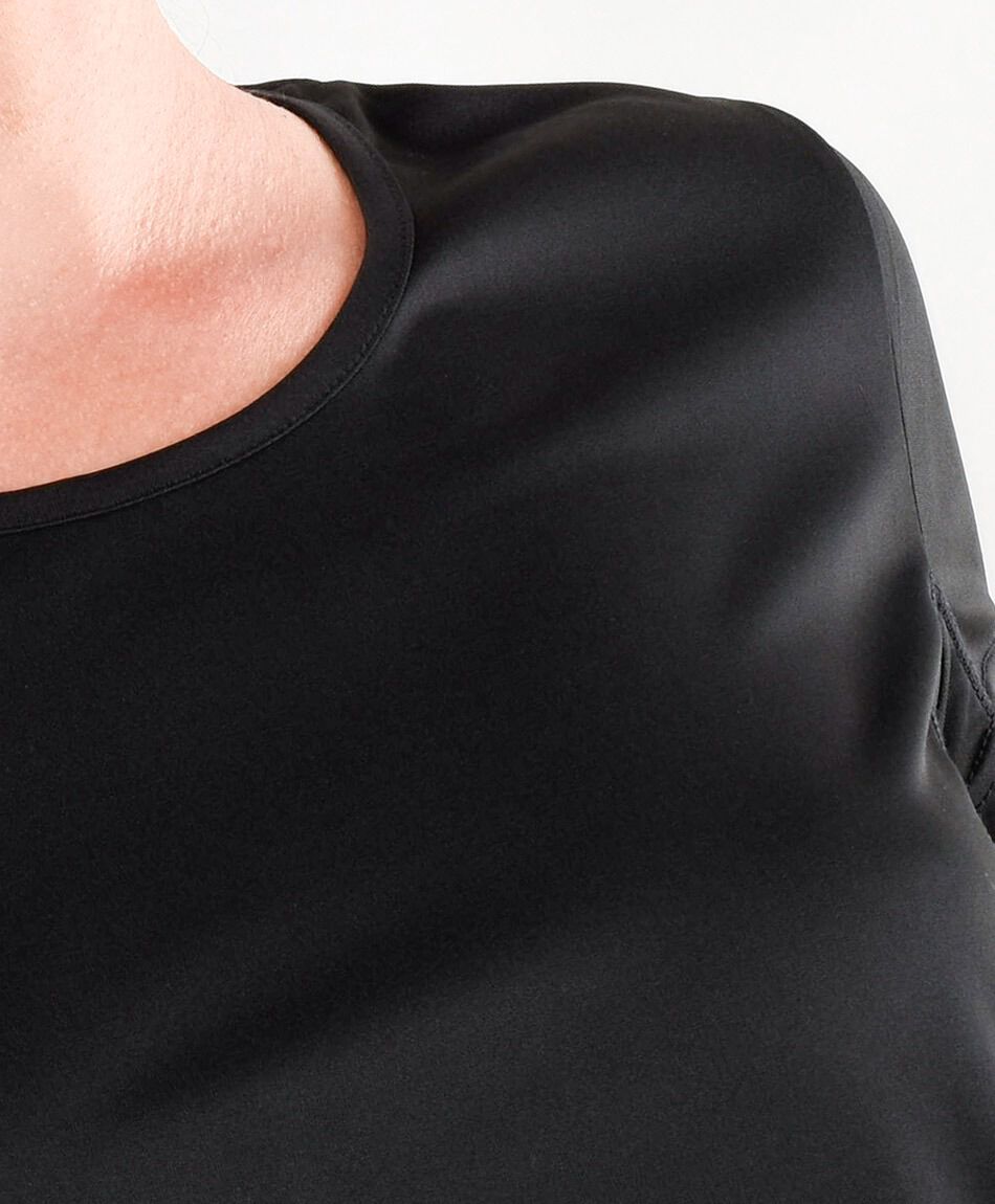 Polera deportiva mujer transparencia