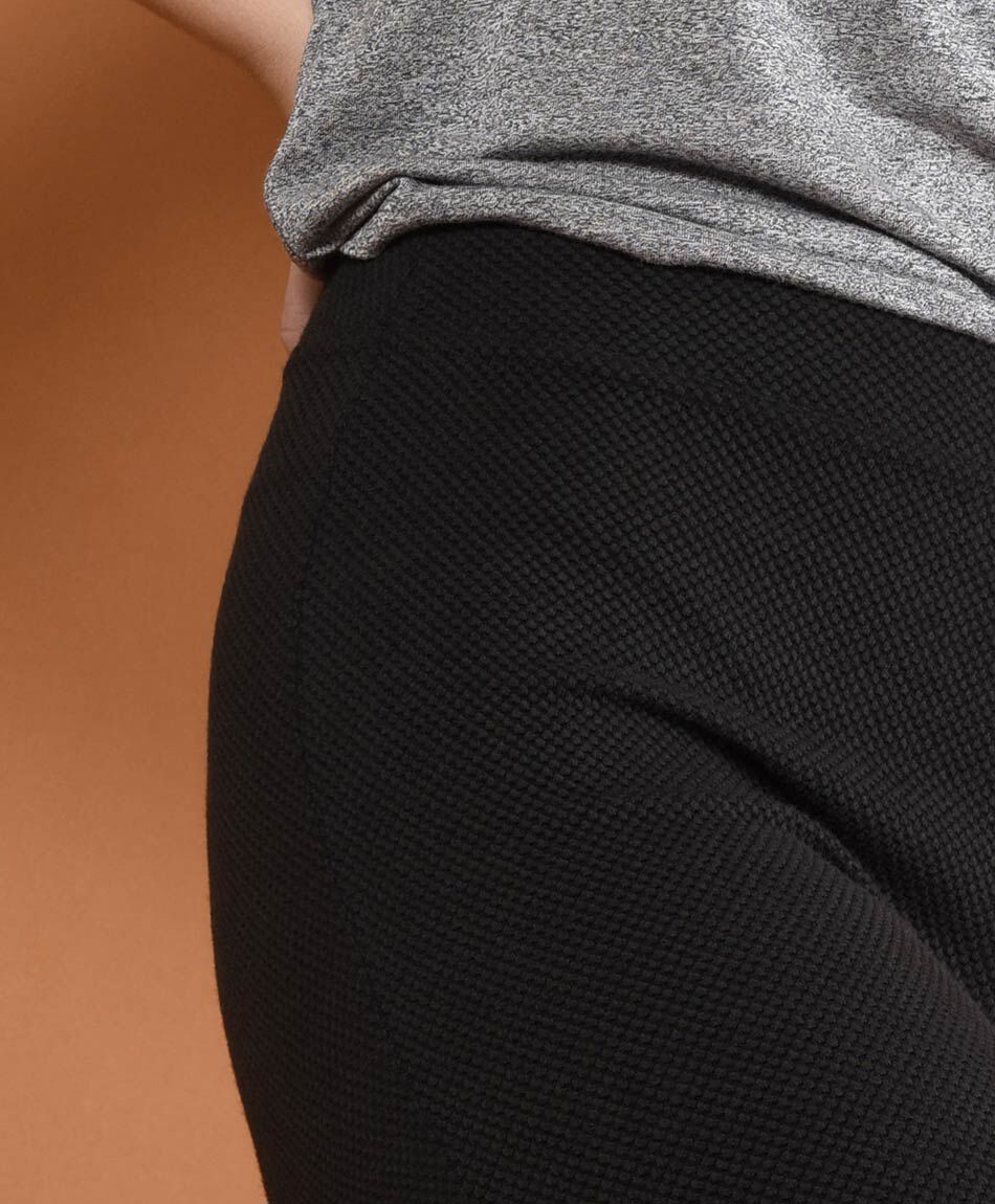 Pantal&oacute;n mujer flare texturizado